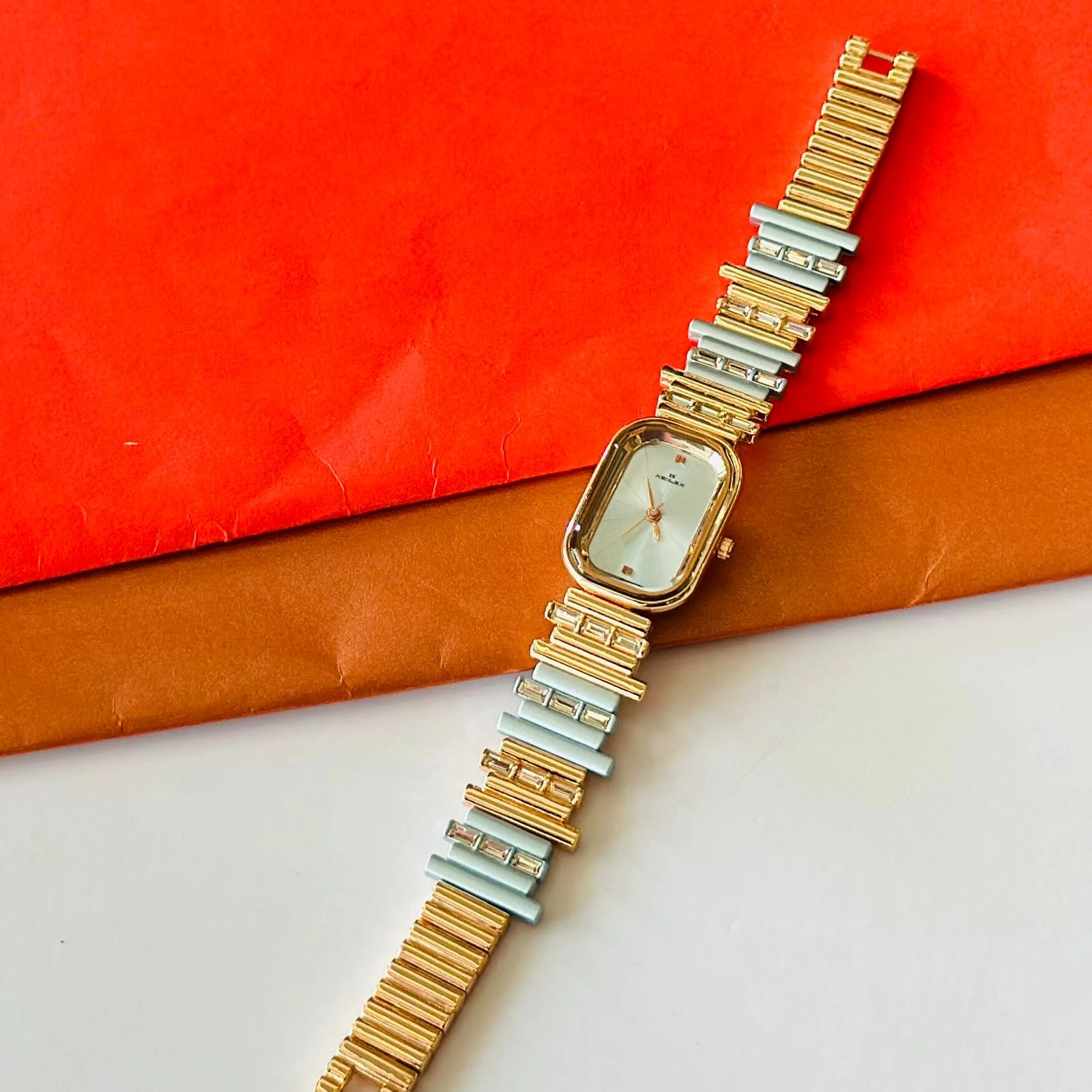 Raga Women's Love all: Elegant Oval Brown Dial & Metal Strap Watch