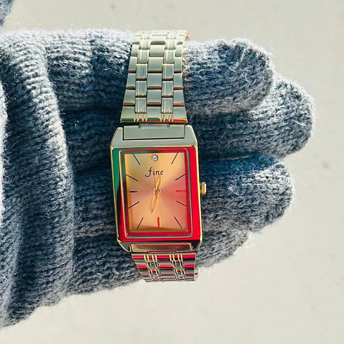 Golden Design analog watch