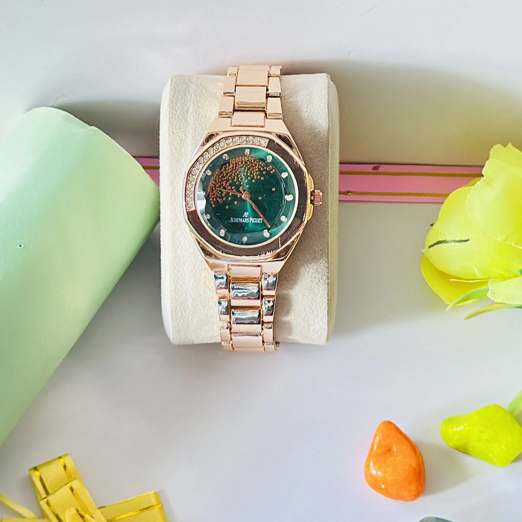 Quartz Analogue Watch for girls