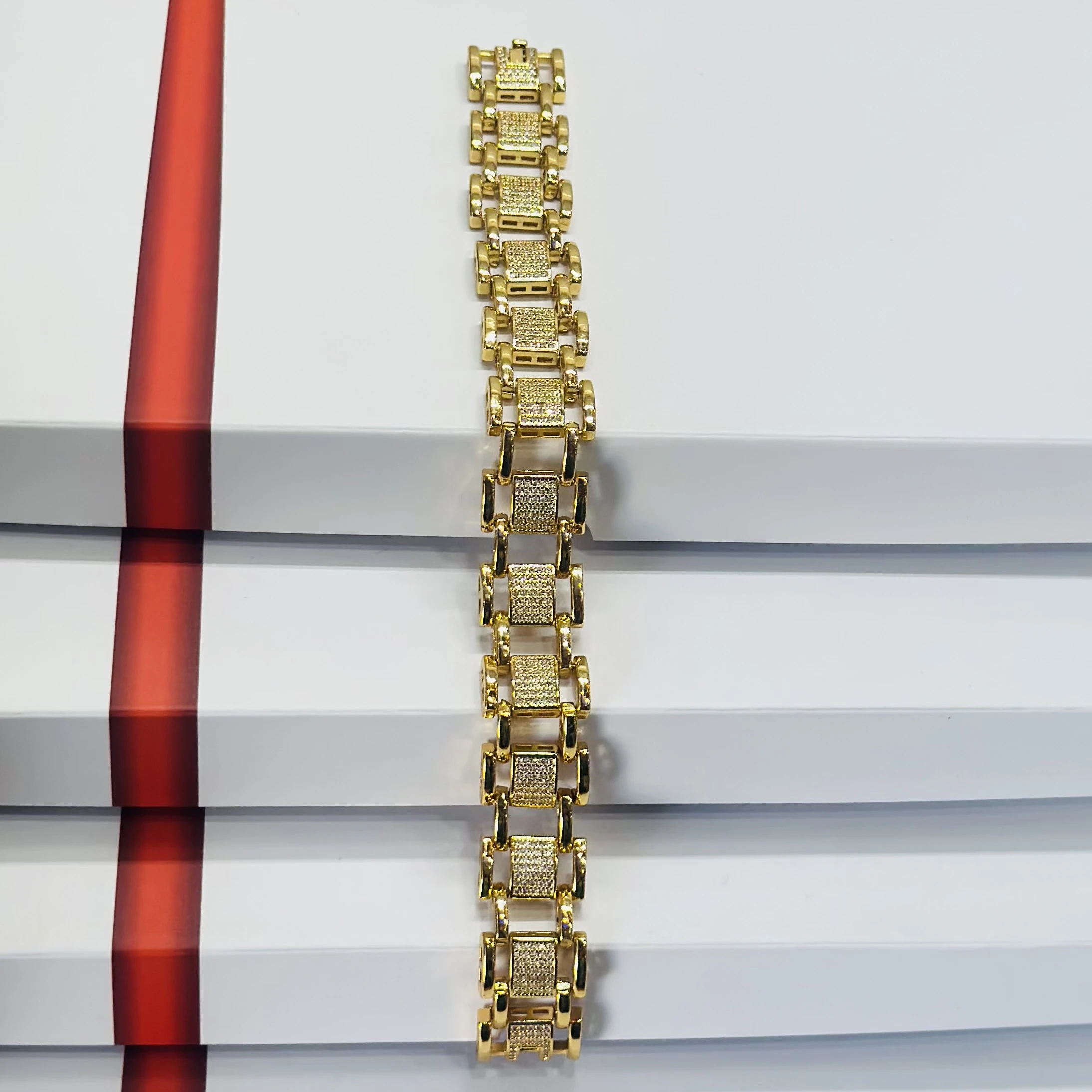 Gold plated Breslet for men’s