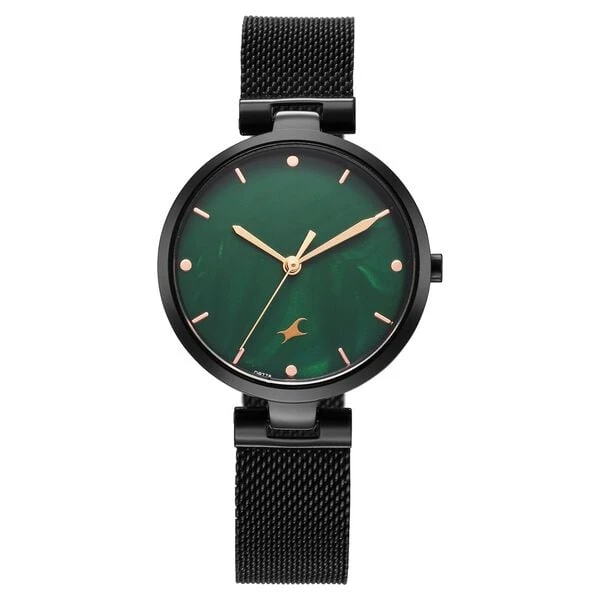 Fastrack Stunners X analog watch, featuring a striking green mother-of-pearl dial paired with a dark mesh stainless steel stra