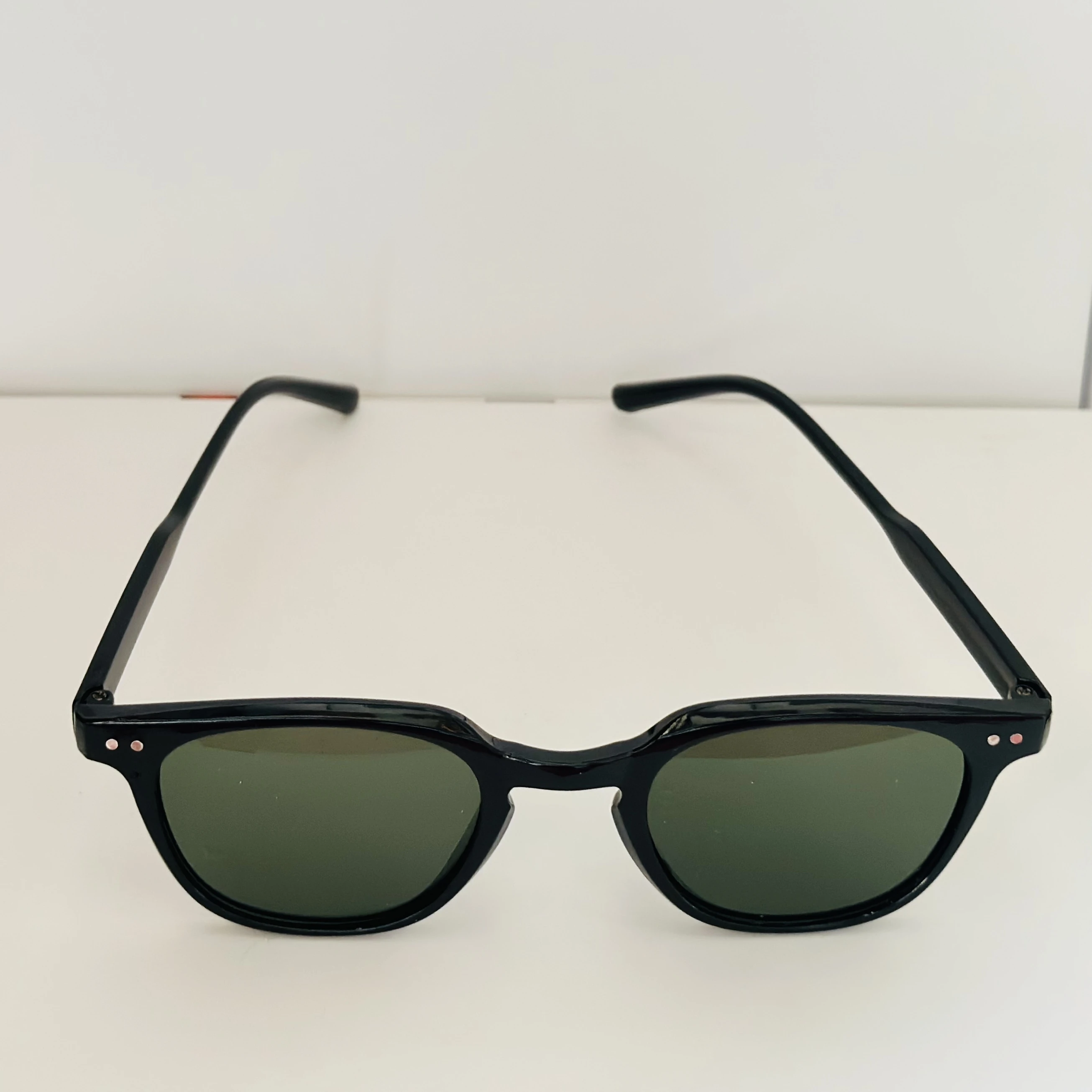 Guepard GP-05 model sunglasses