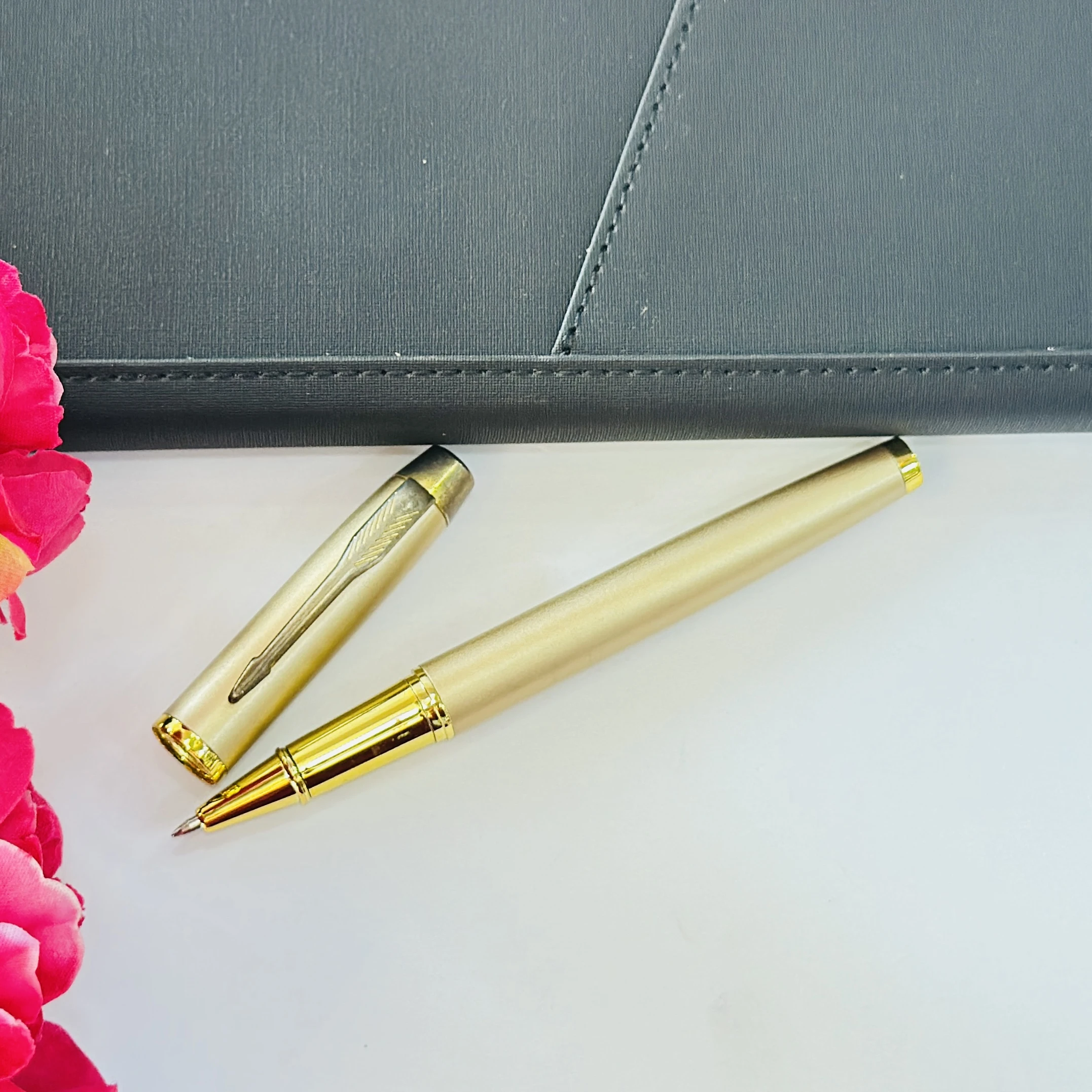 luxury metal rollerball pen