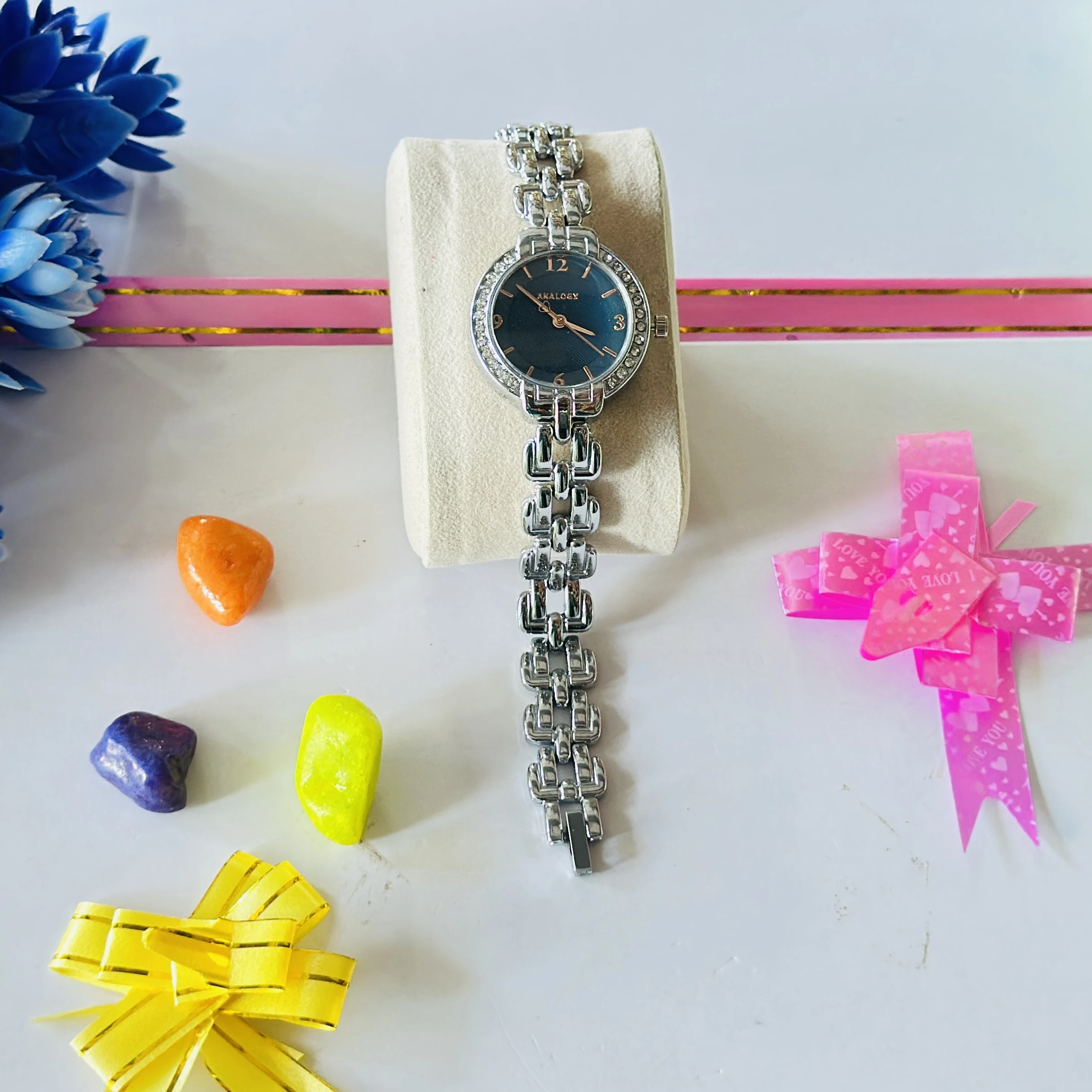 AnalogX brand analog wristwatch