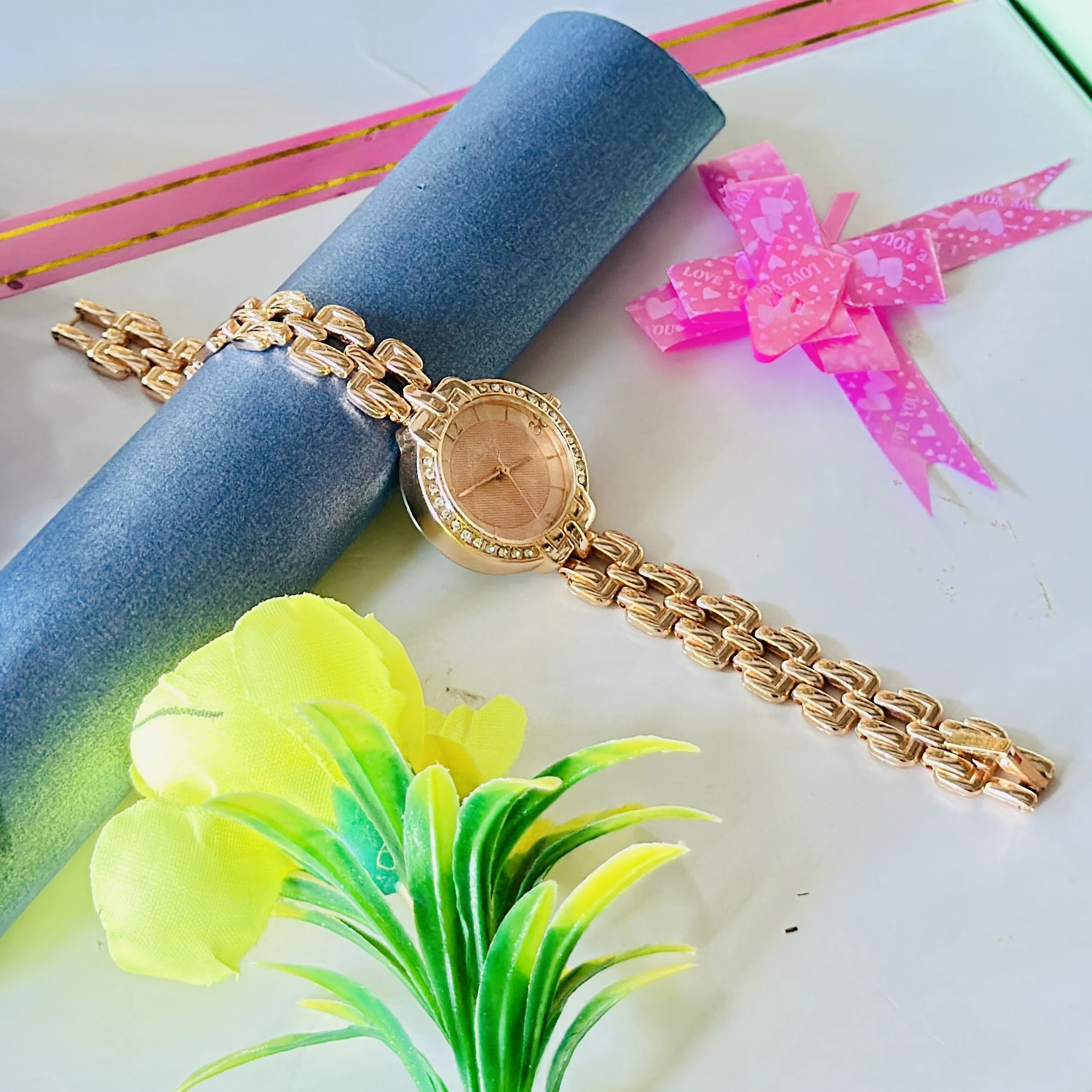 AnalogX brand analog wristwatch