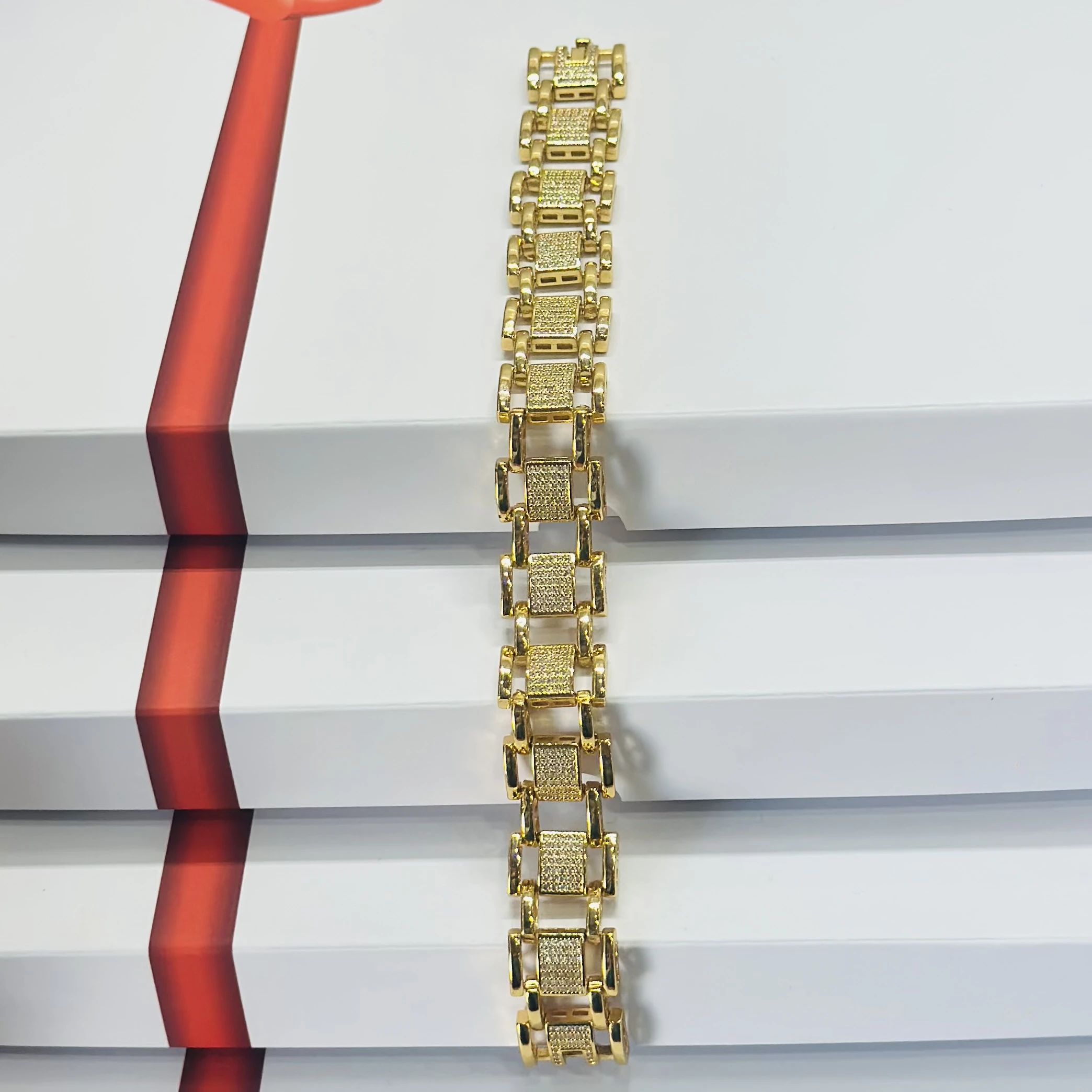Gold plated Breslet for men’s