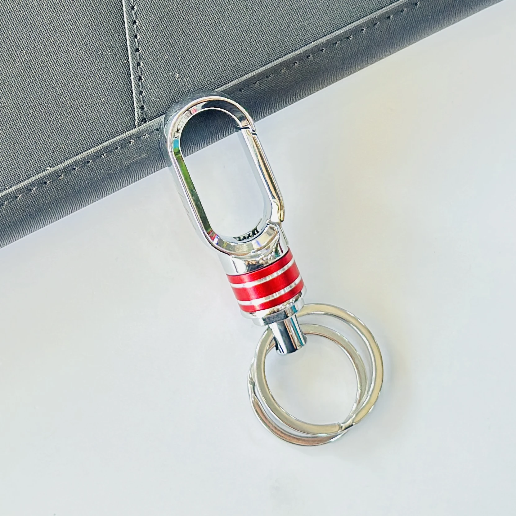 Omuda Metal Keychain