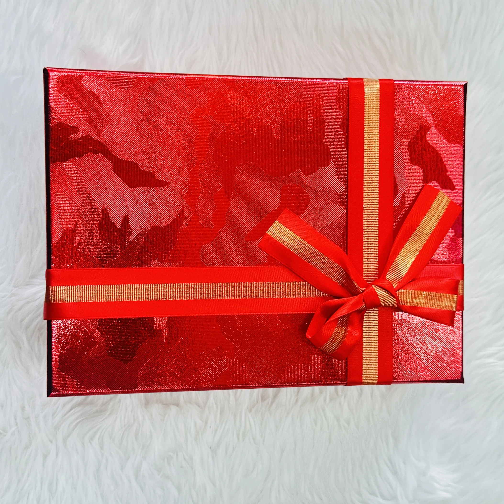 Red Gift Box (Size 9/7)