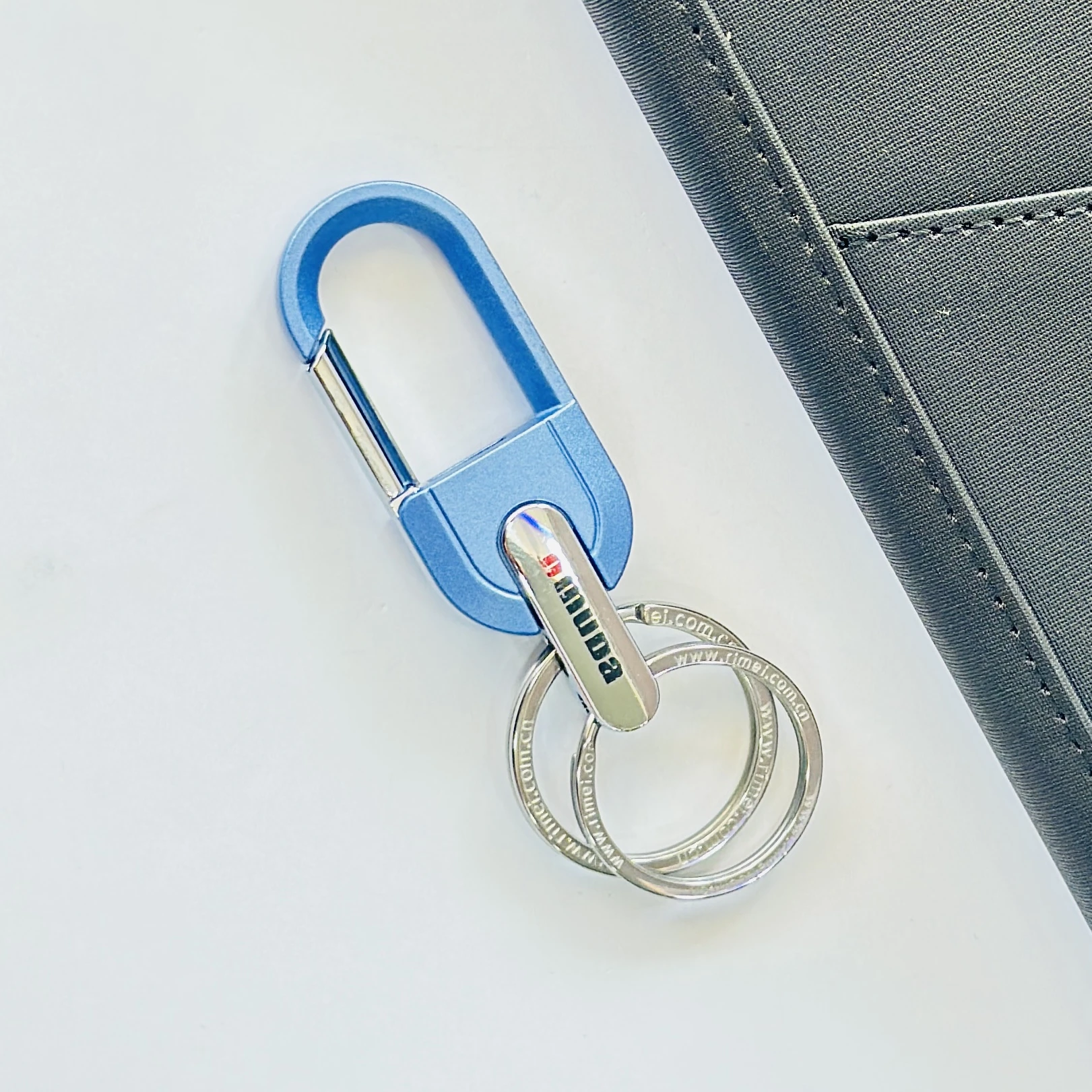 Omuda heavy-duty zinc alloy metal key chain