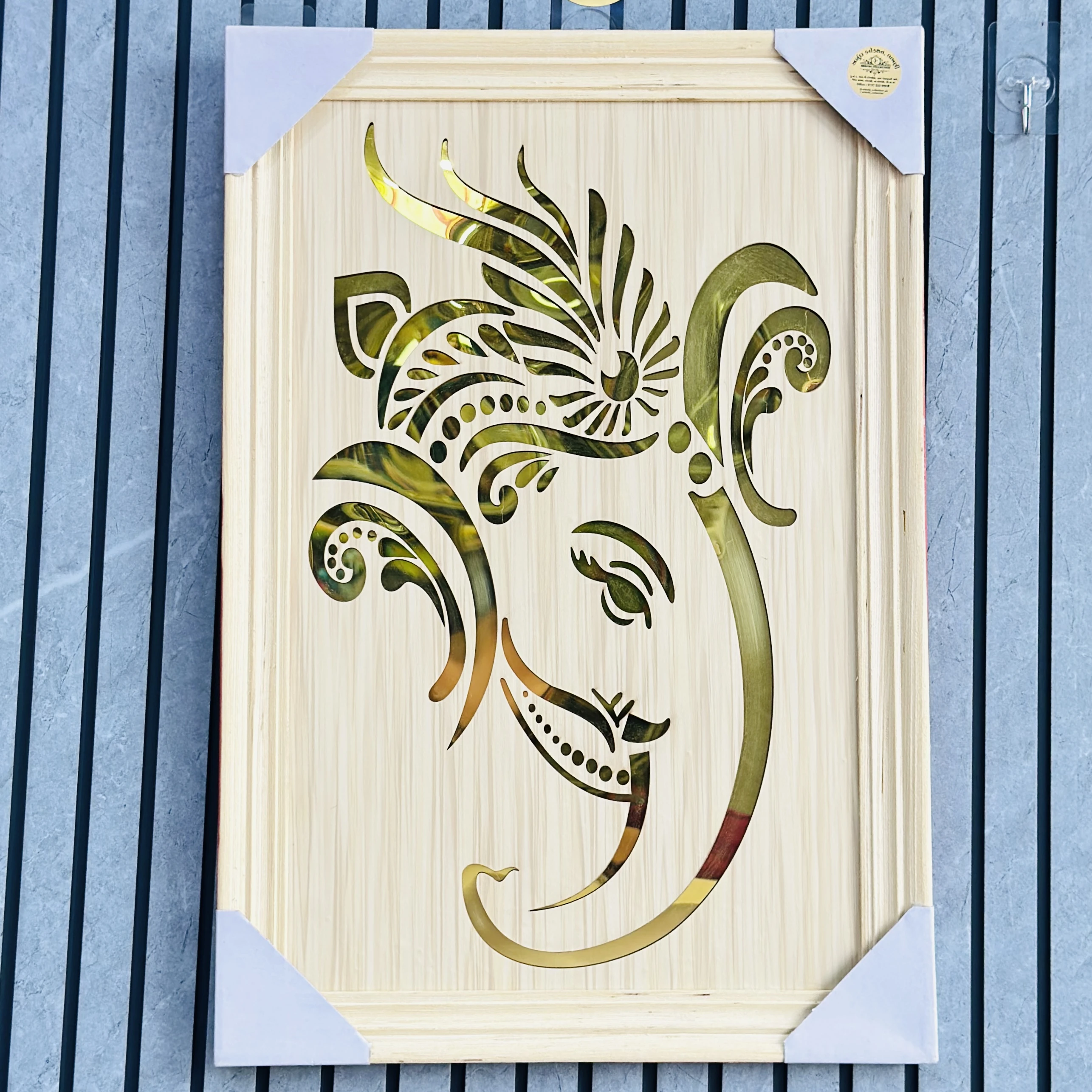 Laser -cut wooden wall art(SKU-36DSER)