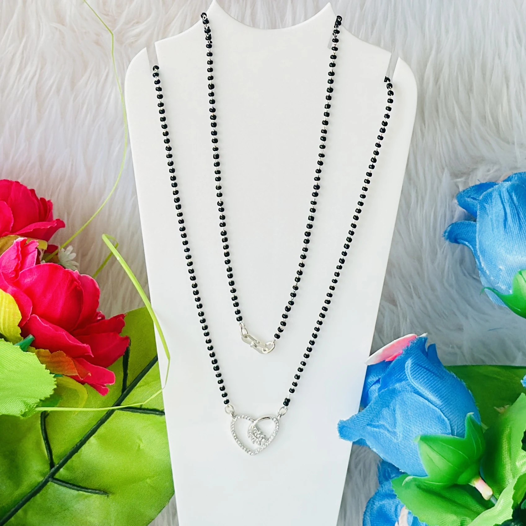 Silver -toned mangalsutra