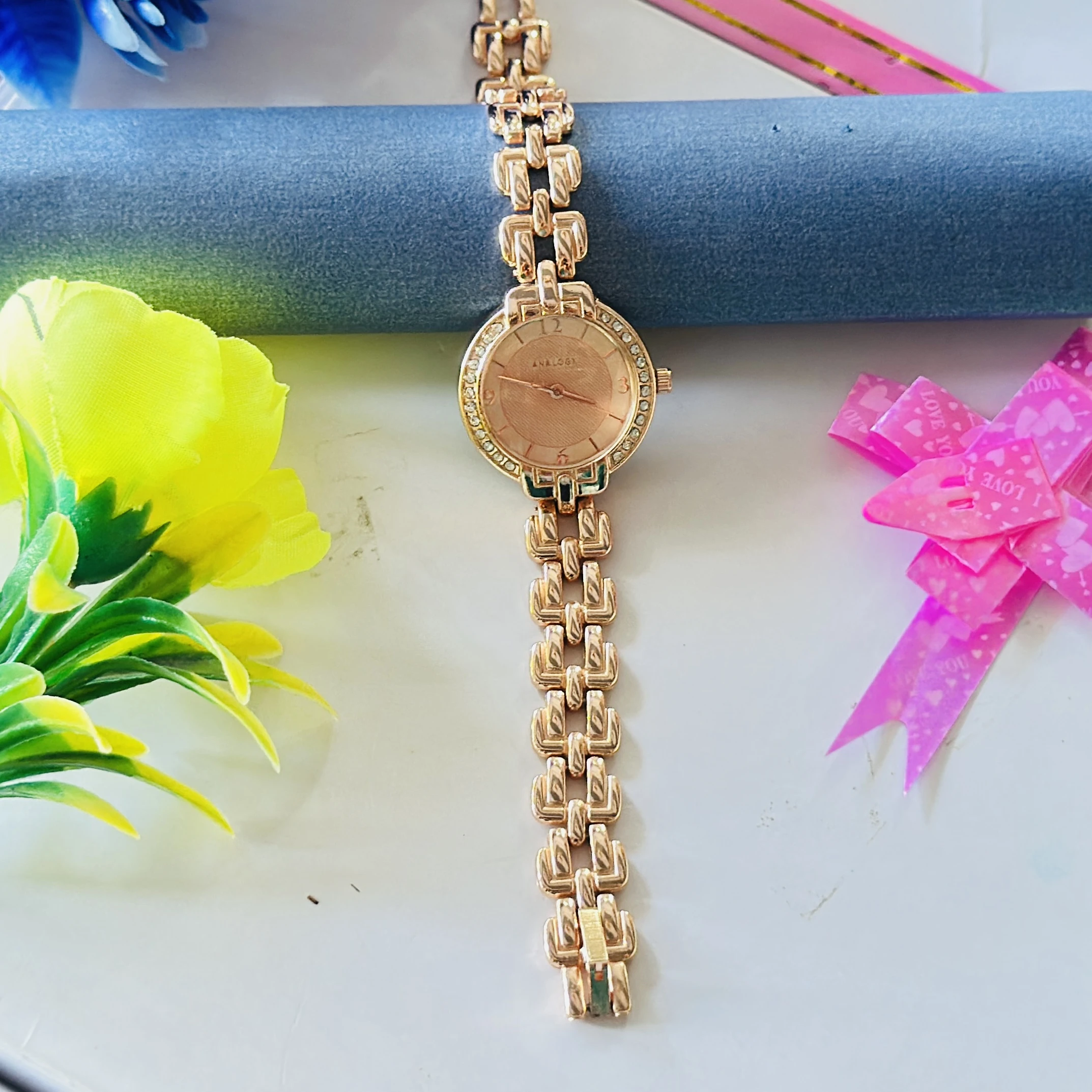 AnalogX brand analog wristwatch