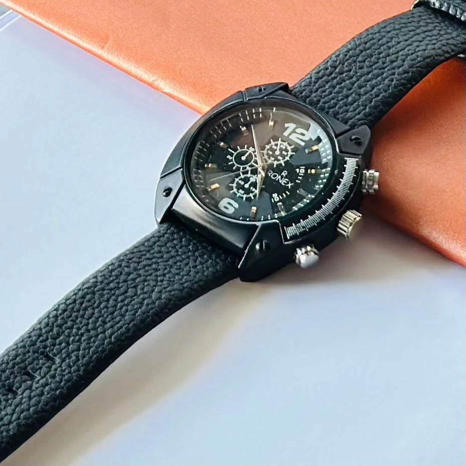 Black analog watch For man’s