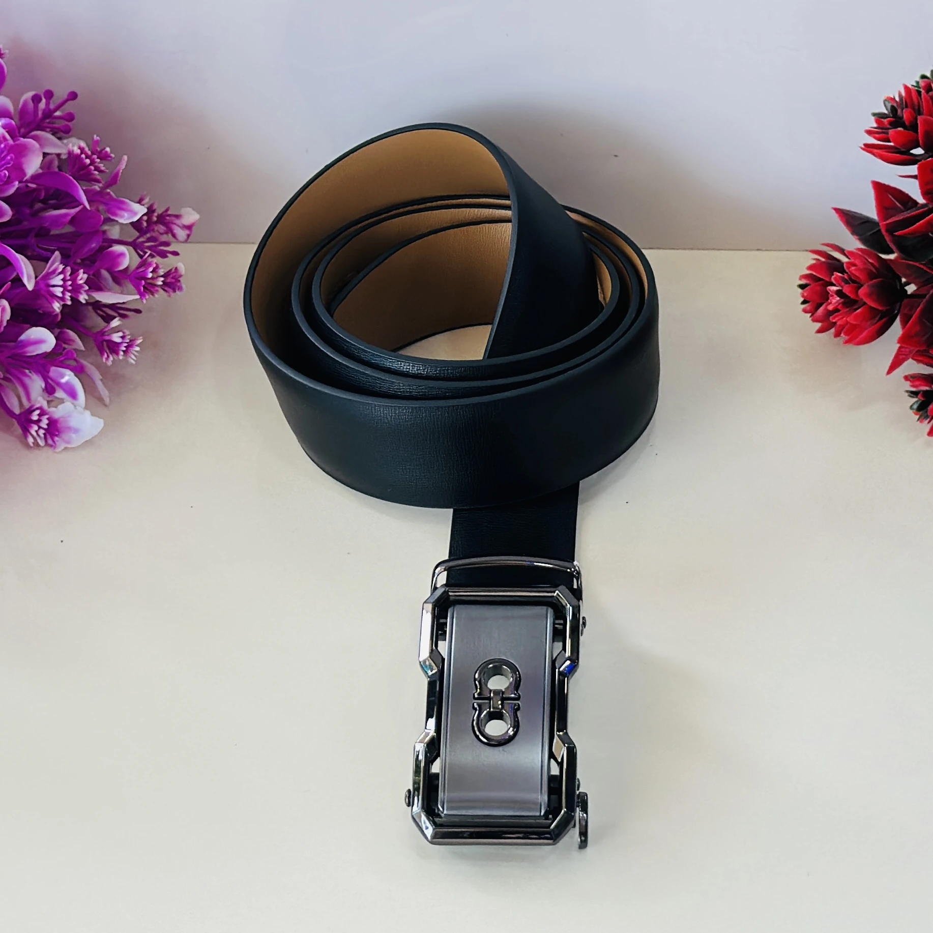 Gancini belt in black calfskin leather