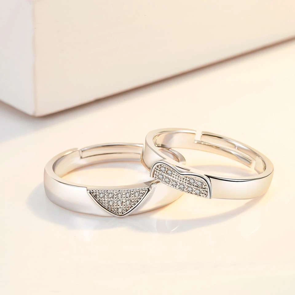 matching silver-tone couple rings