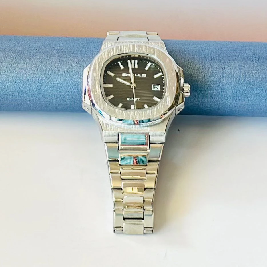 Snilles stylish mens metal chain watch