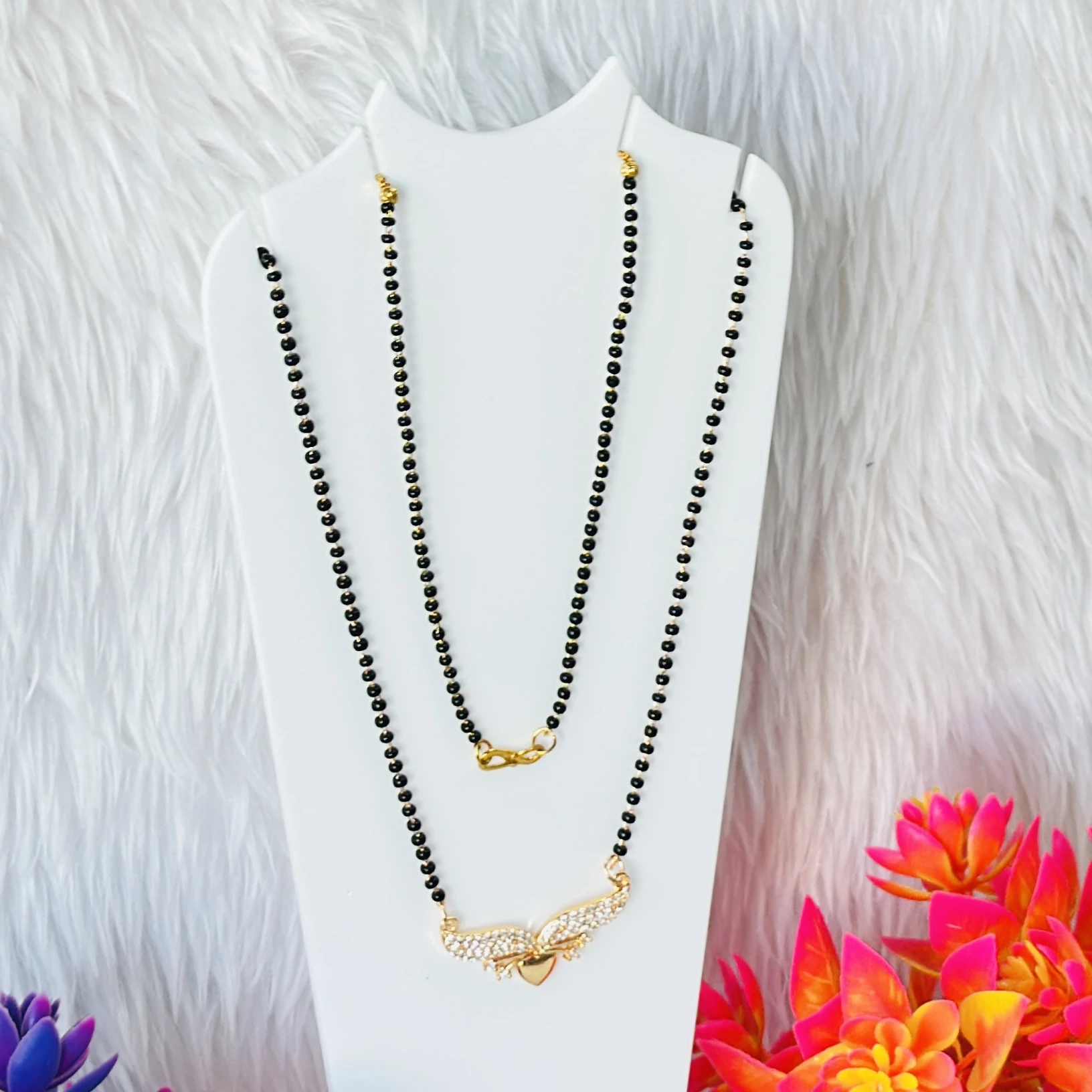 Gold -plated mangalsutra