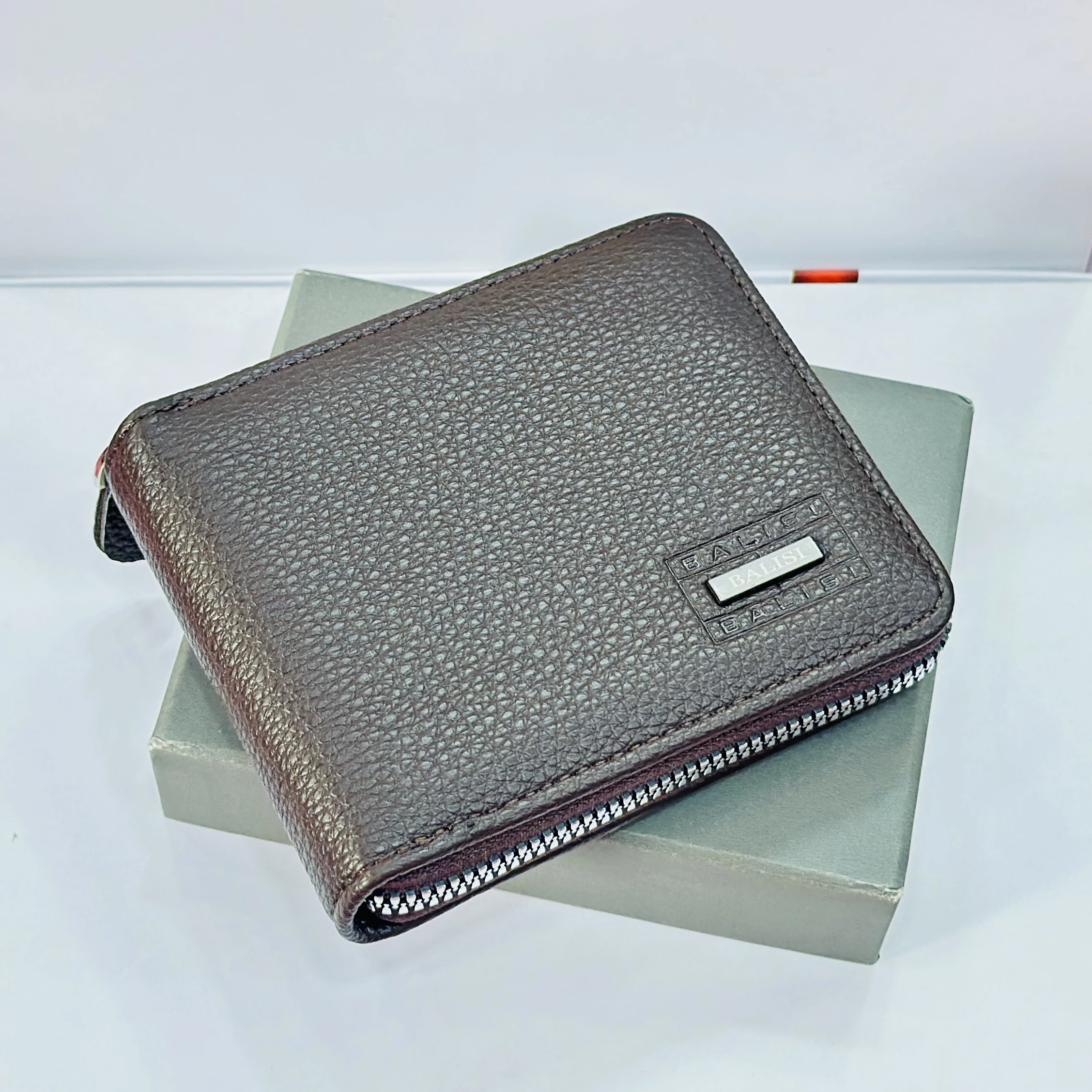 Brown leather, zipped, bi-fold wallet