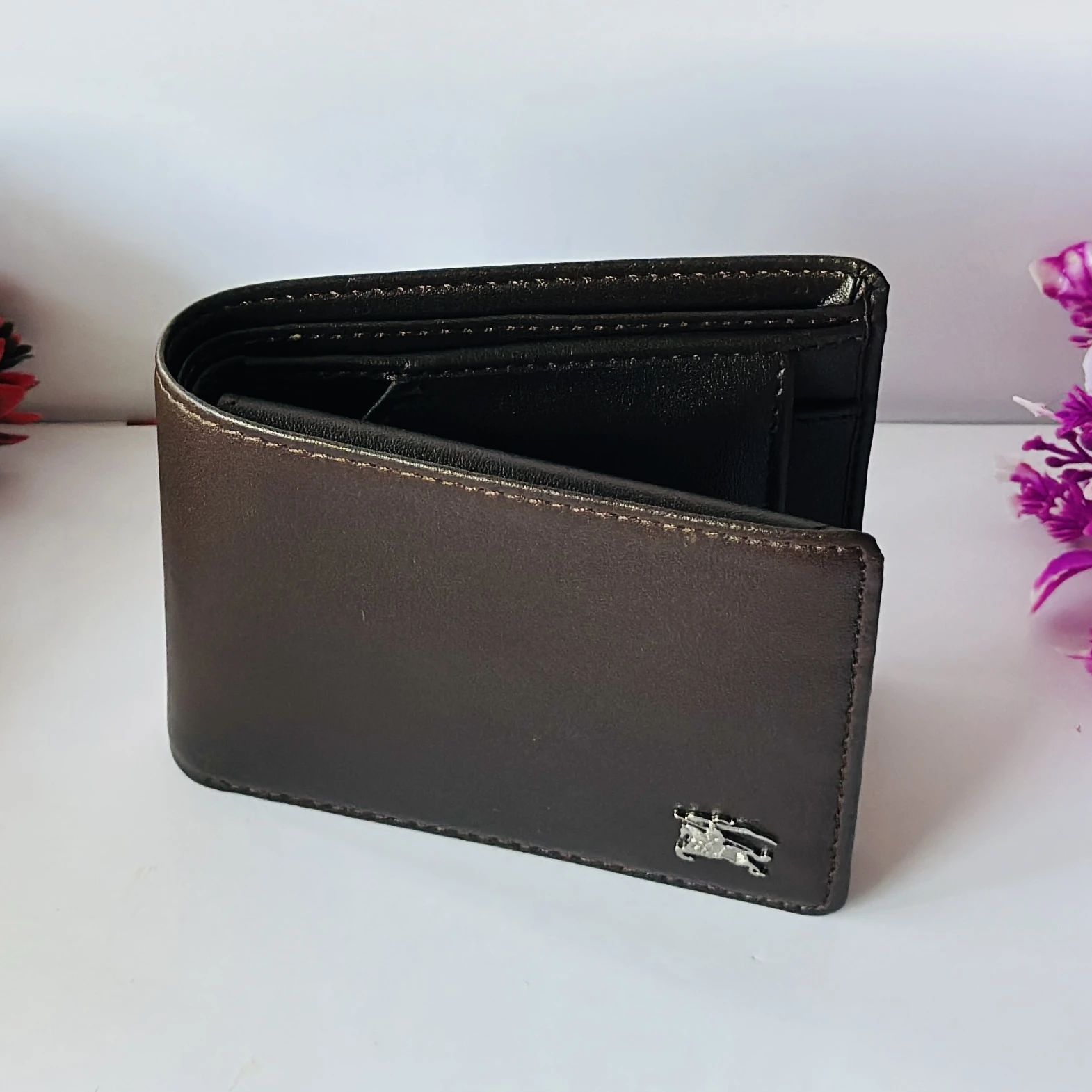 Burberry leather bifold wallet