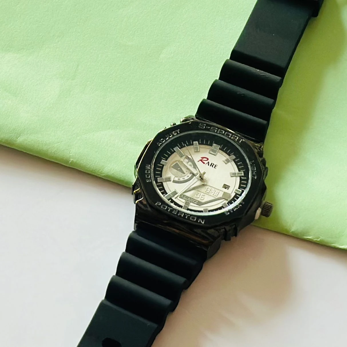 Quartz analog watch For man’s