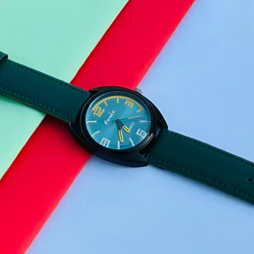 Black analog watch For man’s