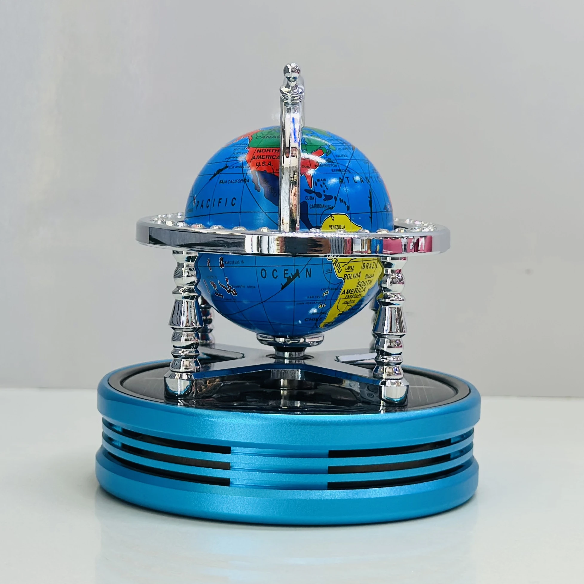 solar-powered car aromatherapy globe air freshener