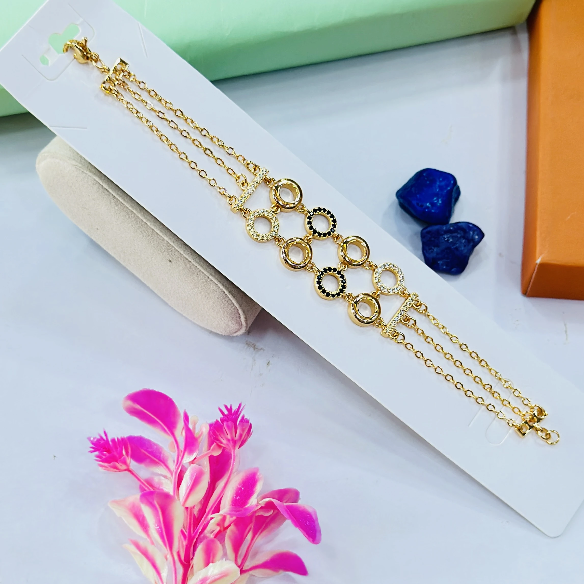 H&H Designer Collection premium quality anti-tarnish gold-tone link bracelet