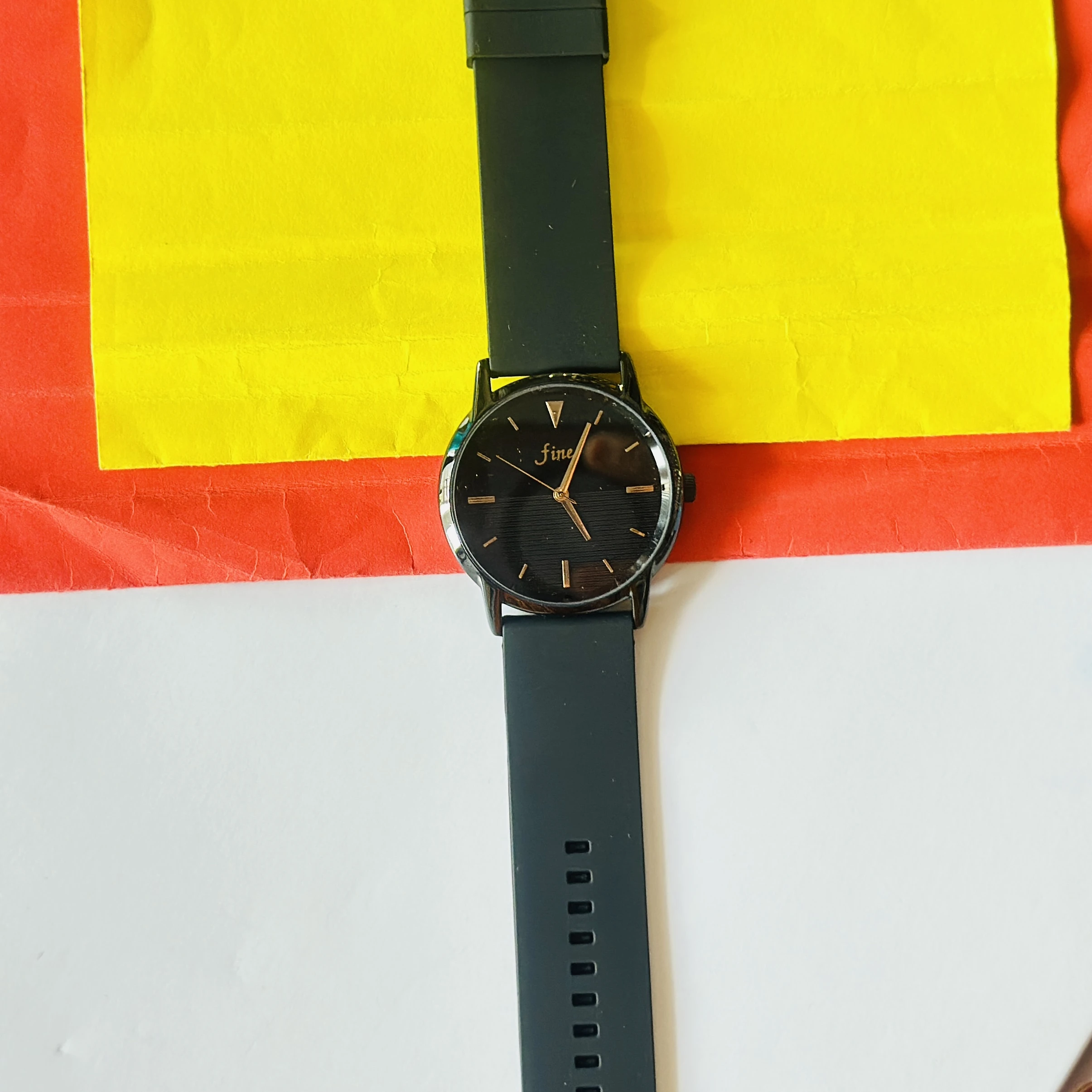Black Analogue Watch