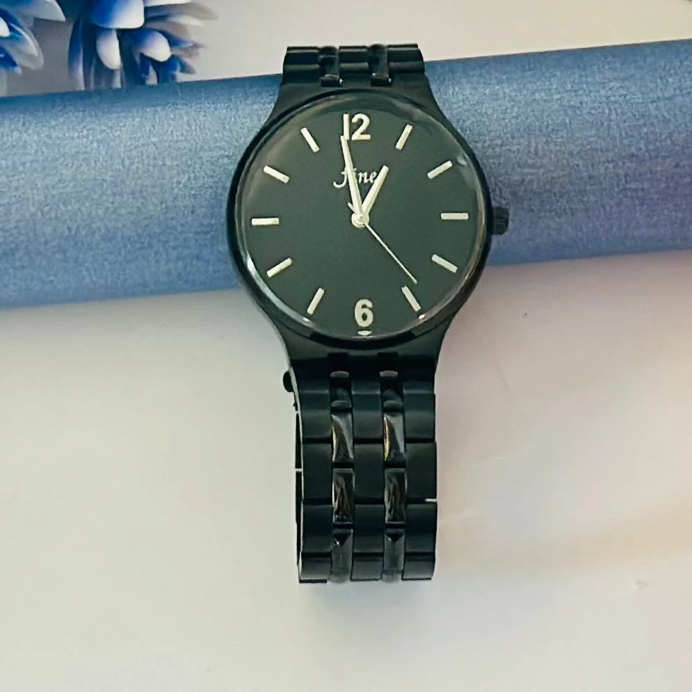 Black analog watch For man’s