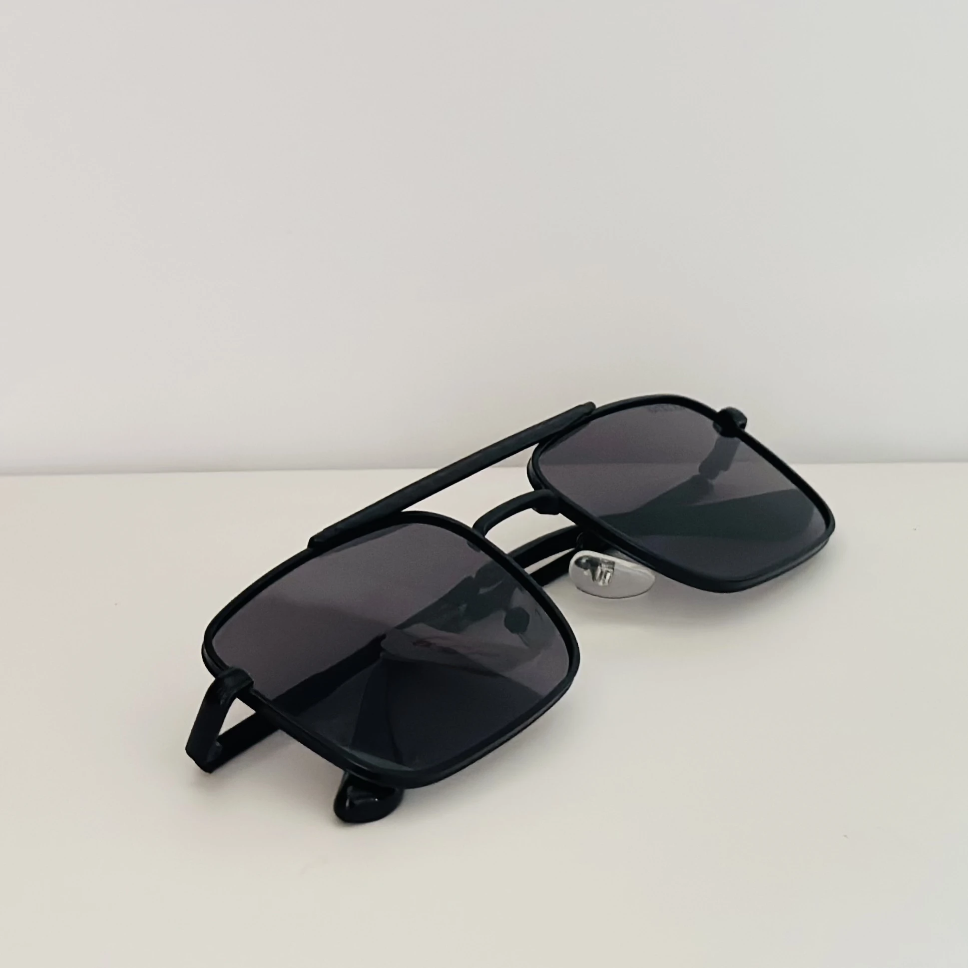 Guess GU00060 sunglasses in matte black with grey lenses.