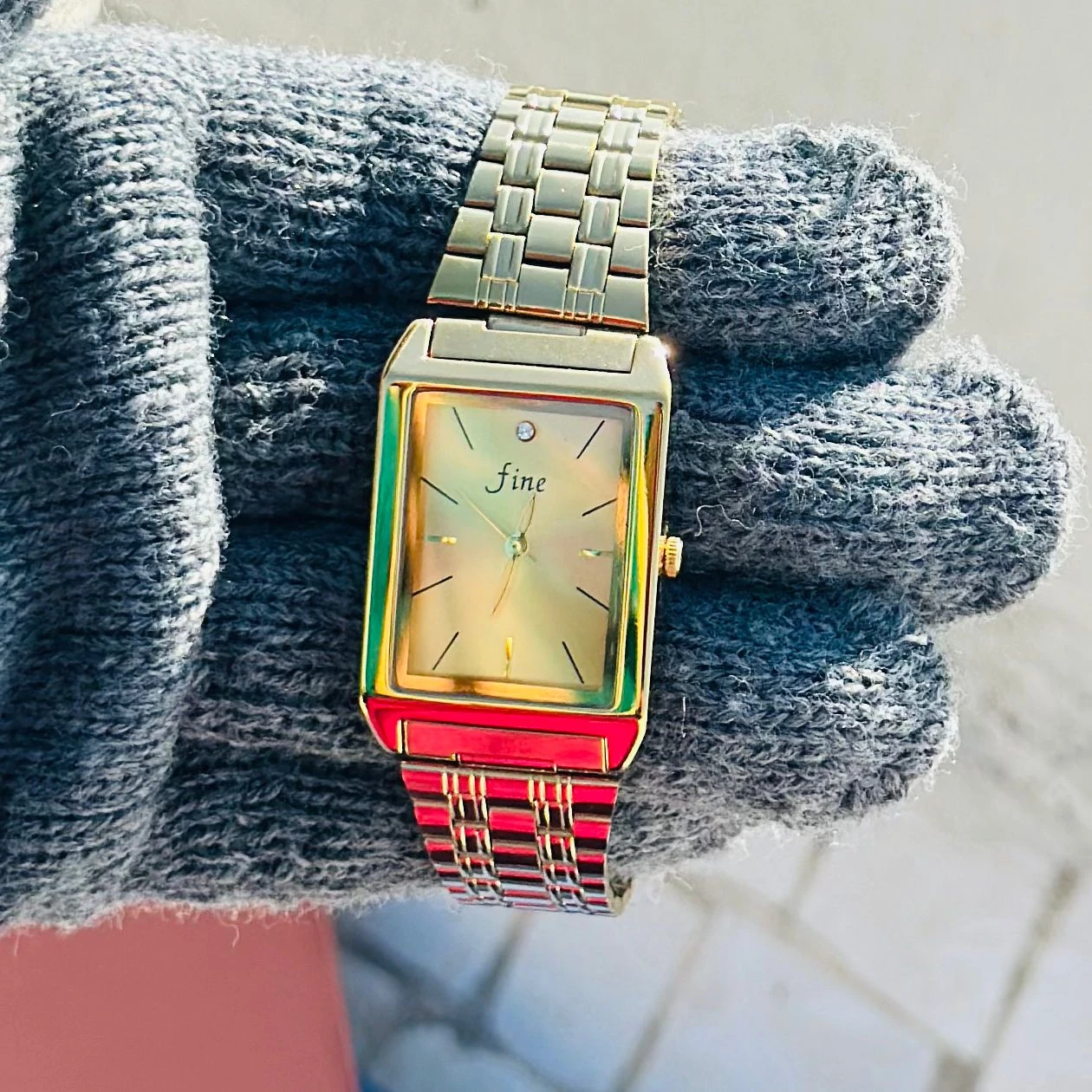 Golden Design analog watch
