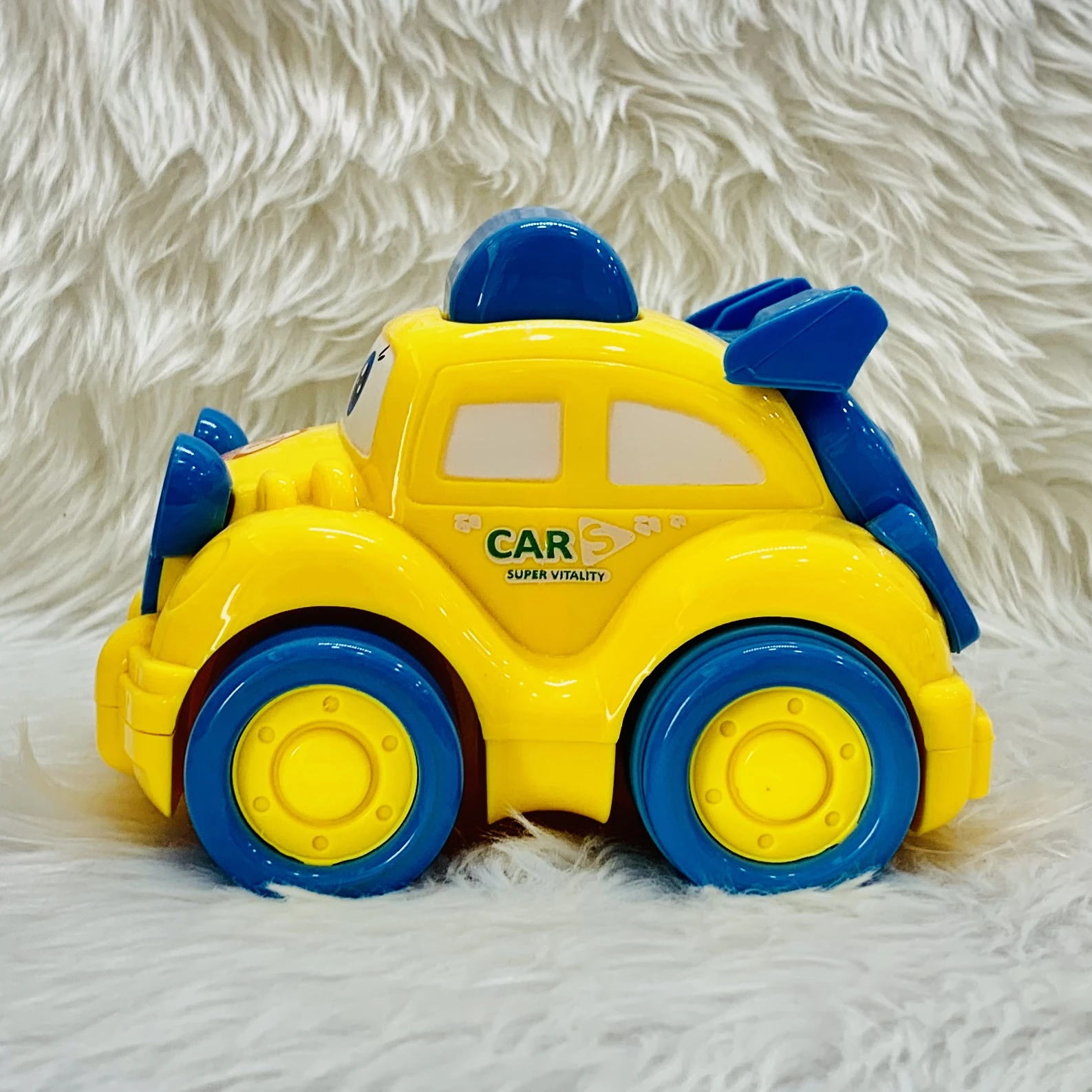 Friction Power Cute Little Car