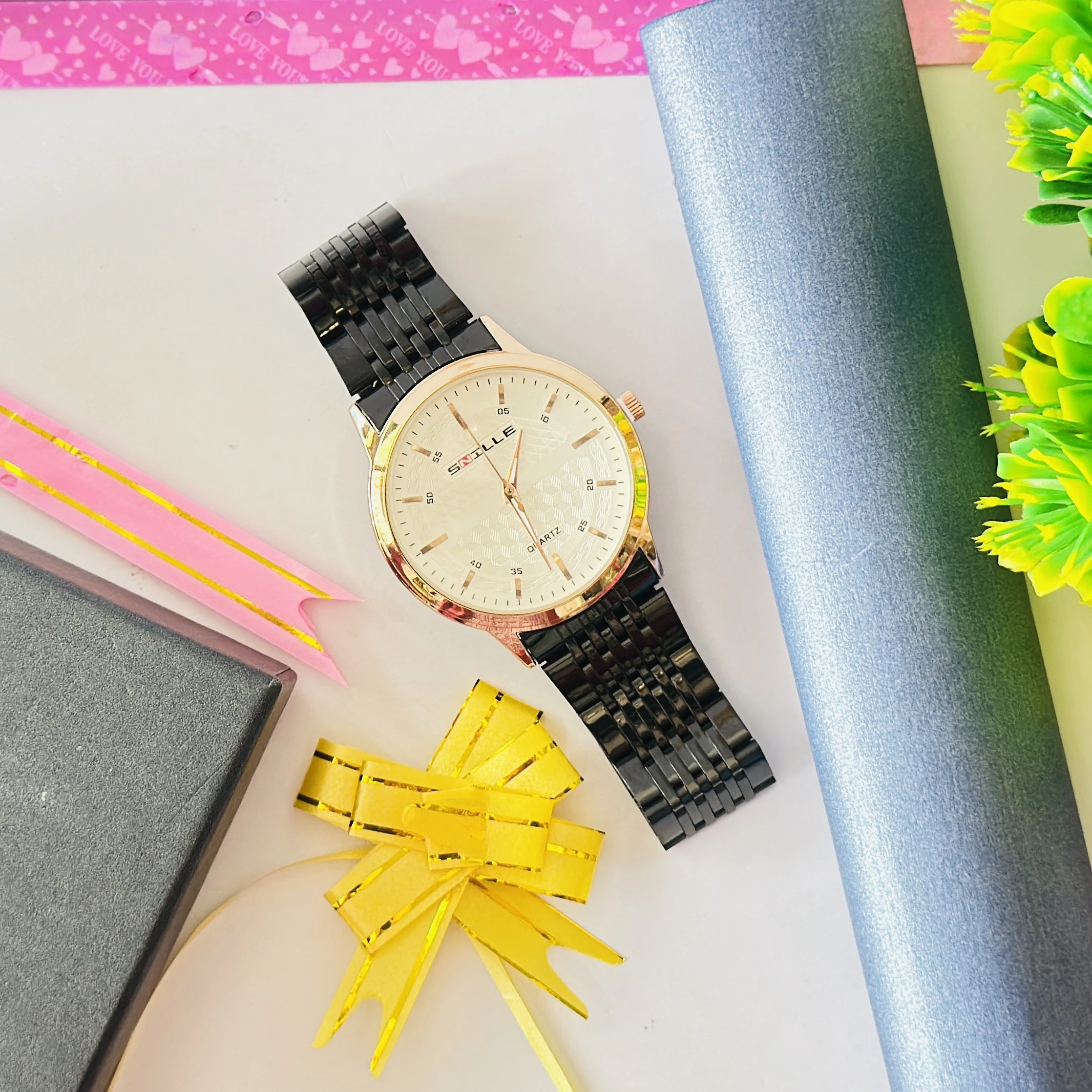 SNILLE quartz analog watch