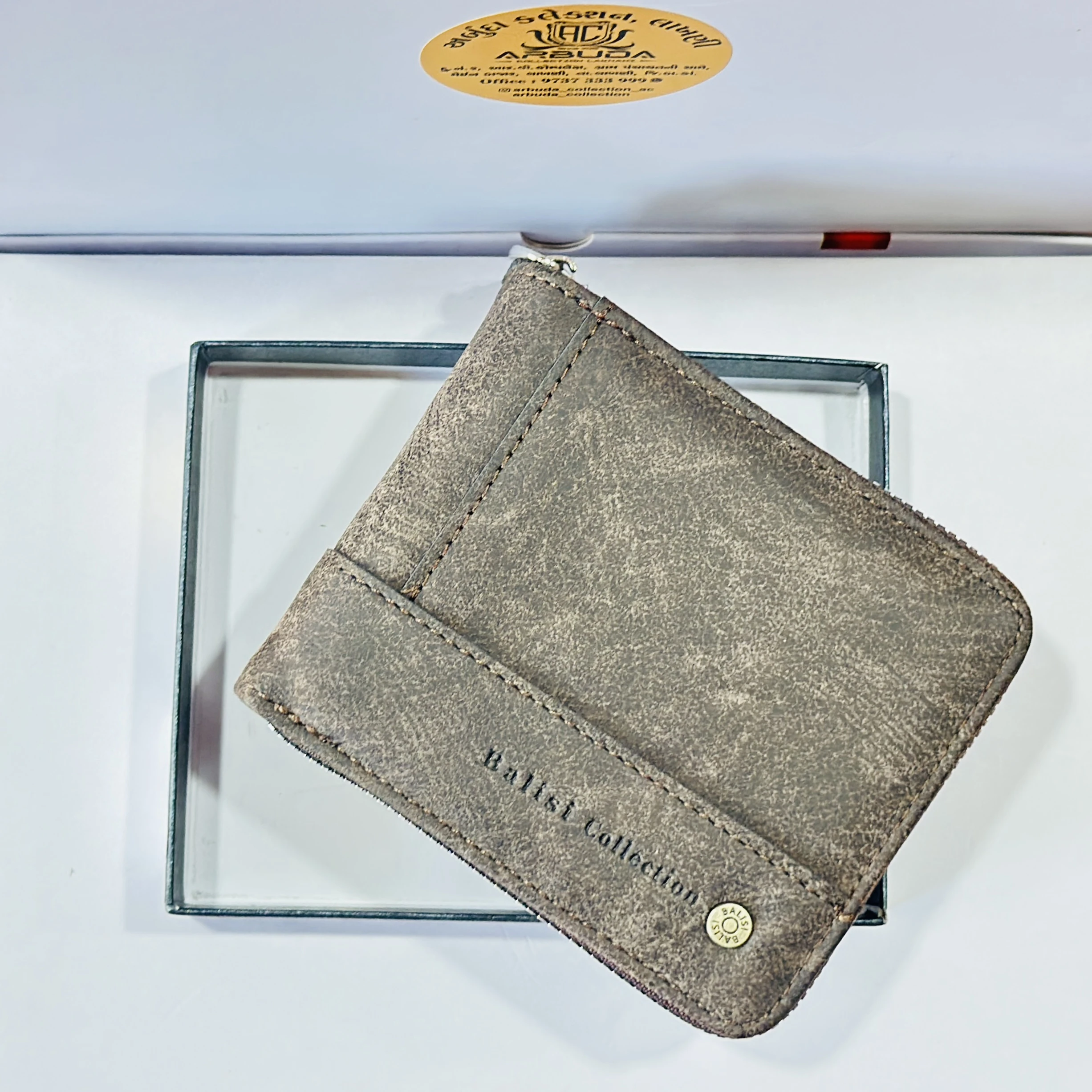 men's brown leather bifold wallet