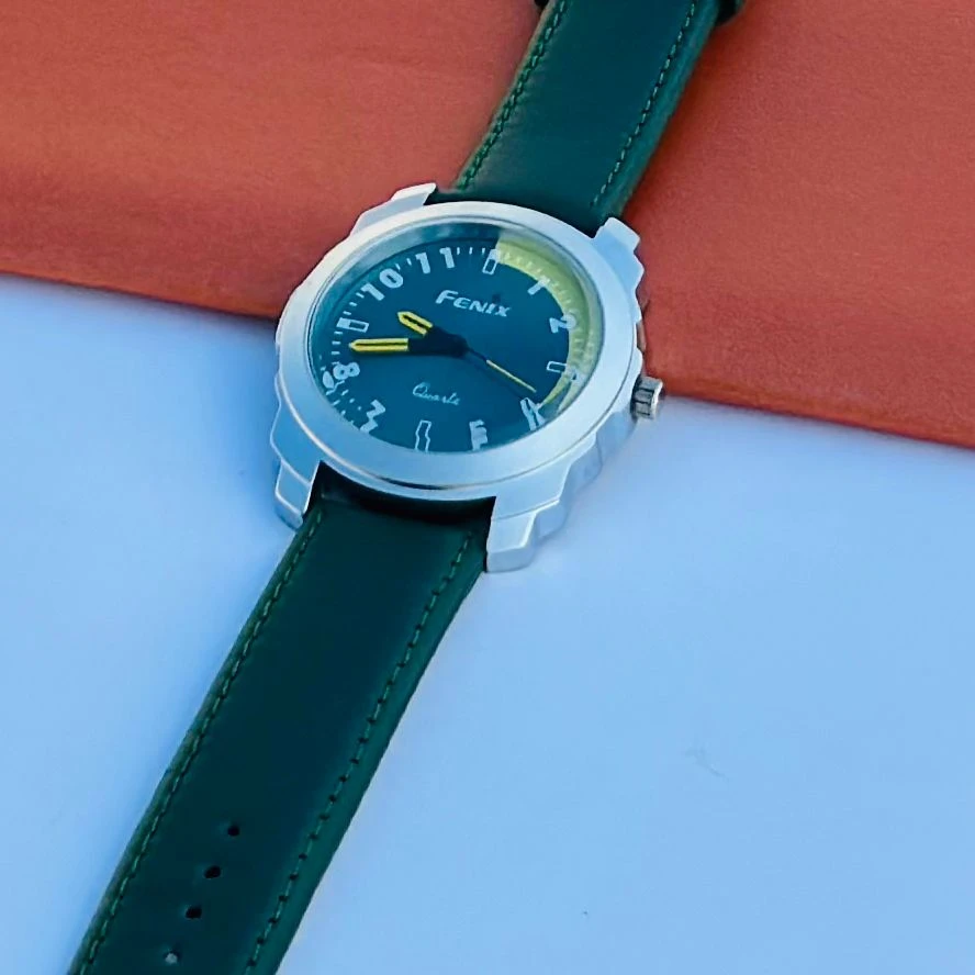 Quartz Analog Watch