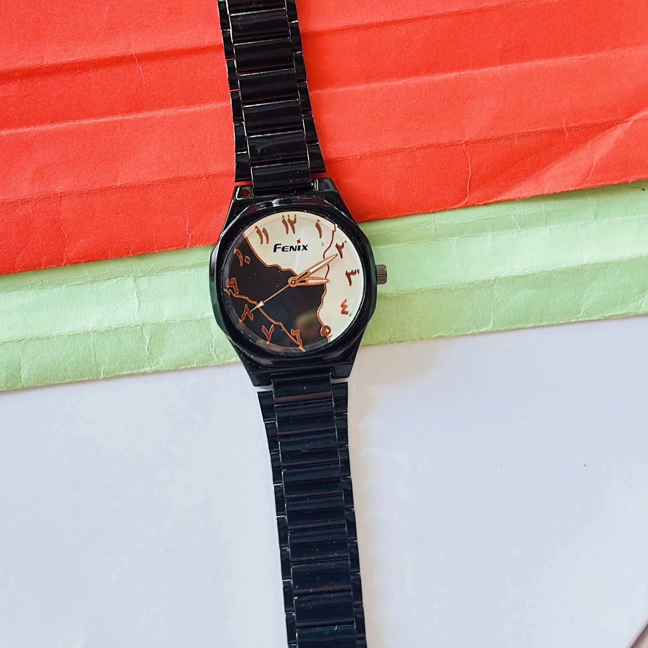 Black Analogue Watch