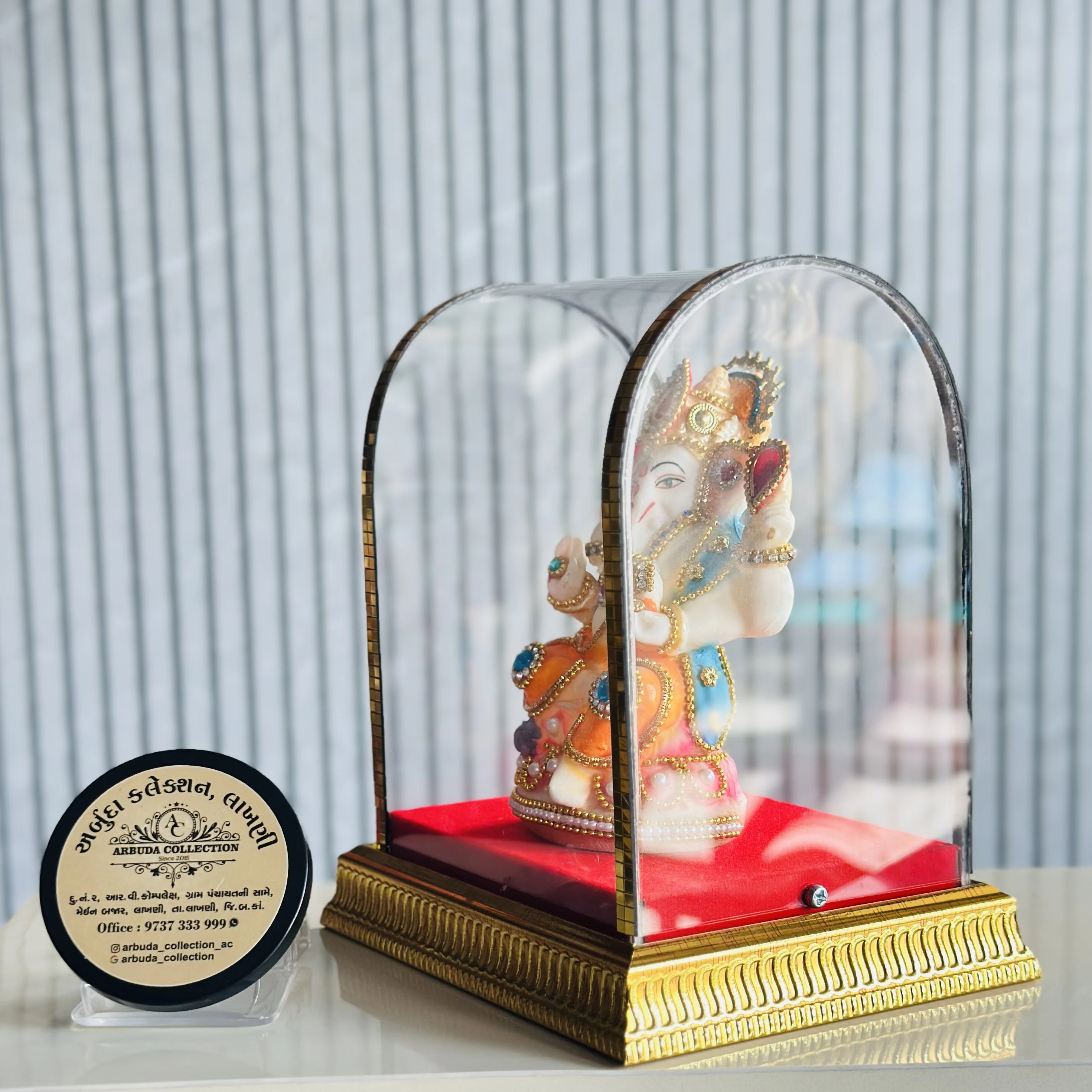 Ganpati bapa cabinet murti