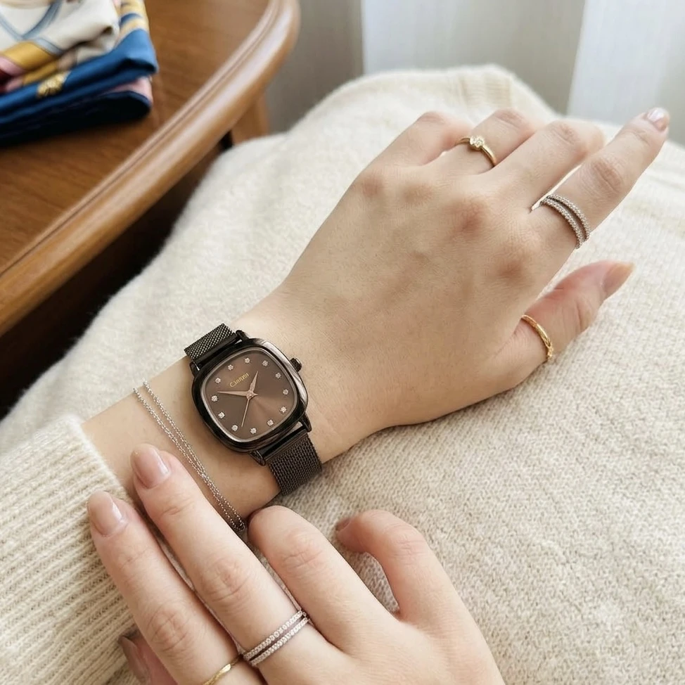 Stunners Quartz Analog Brown Dial Brown Stainless Steel Strap Watch for Girls