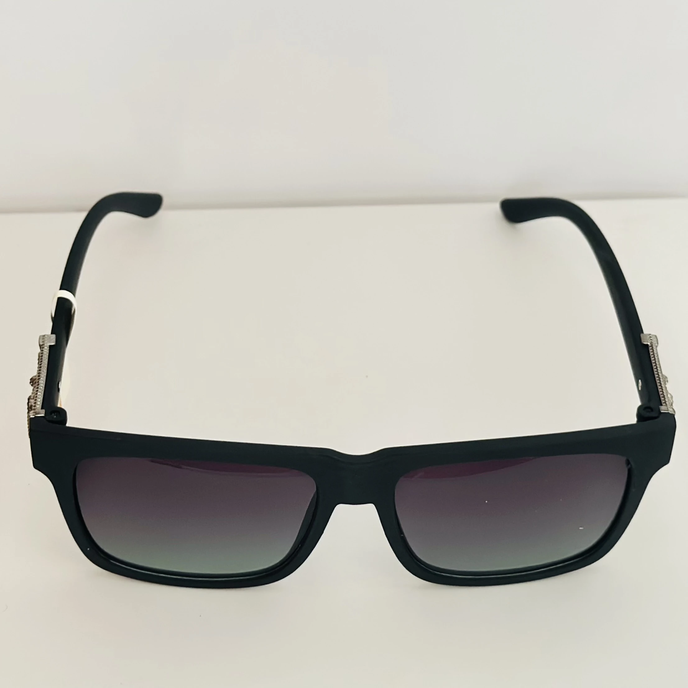 Black aviators sunglasses