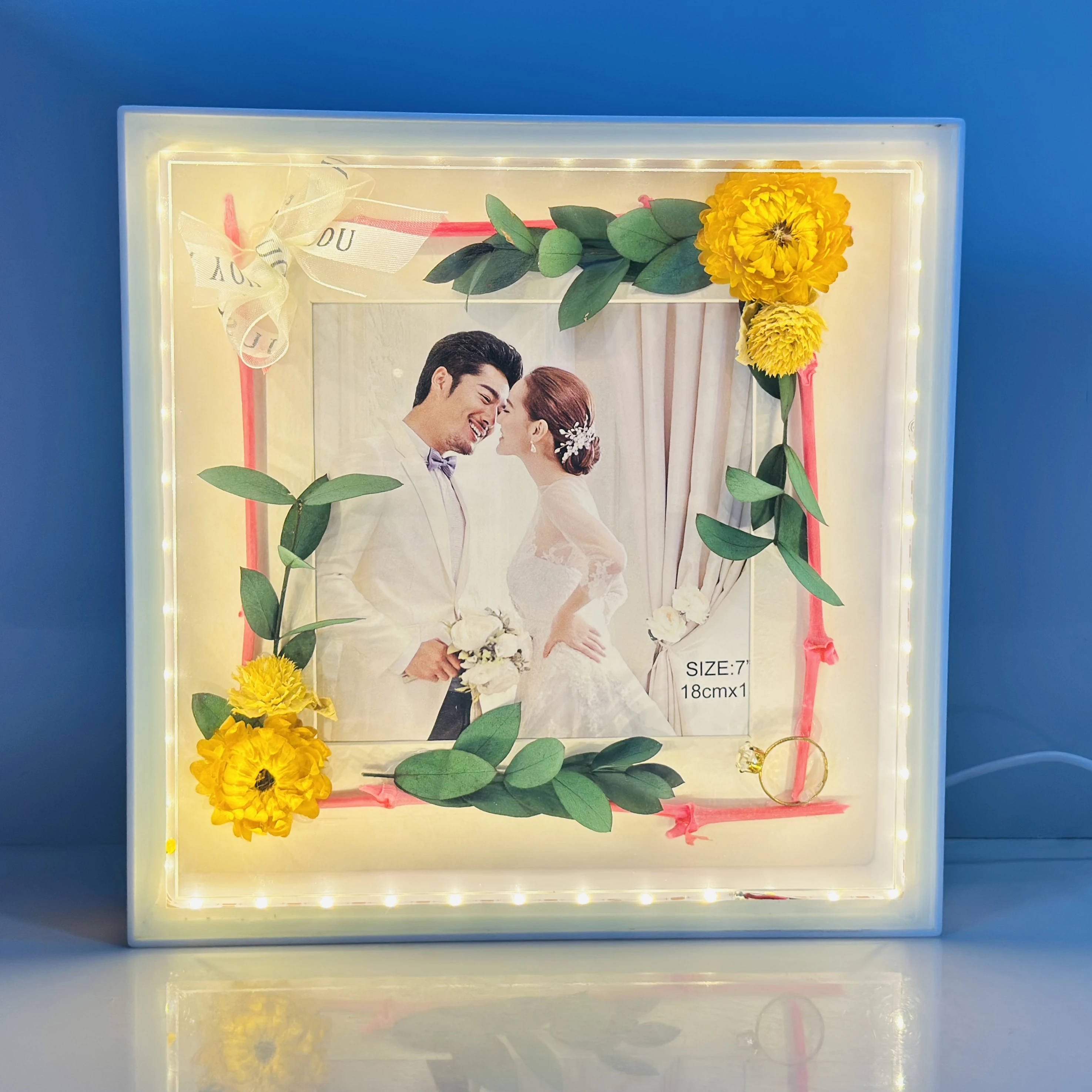 Decorative LED Photo Frame (SKU-6EXL5I)