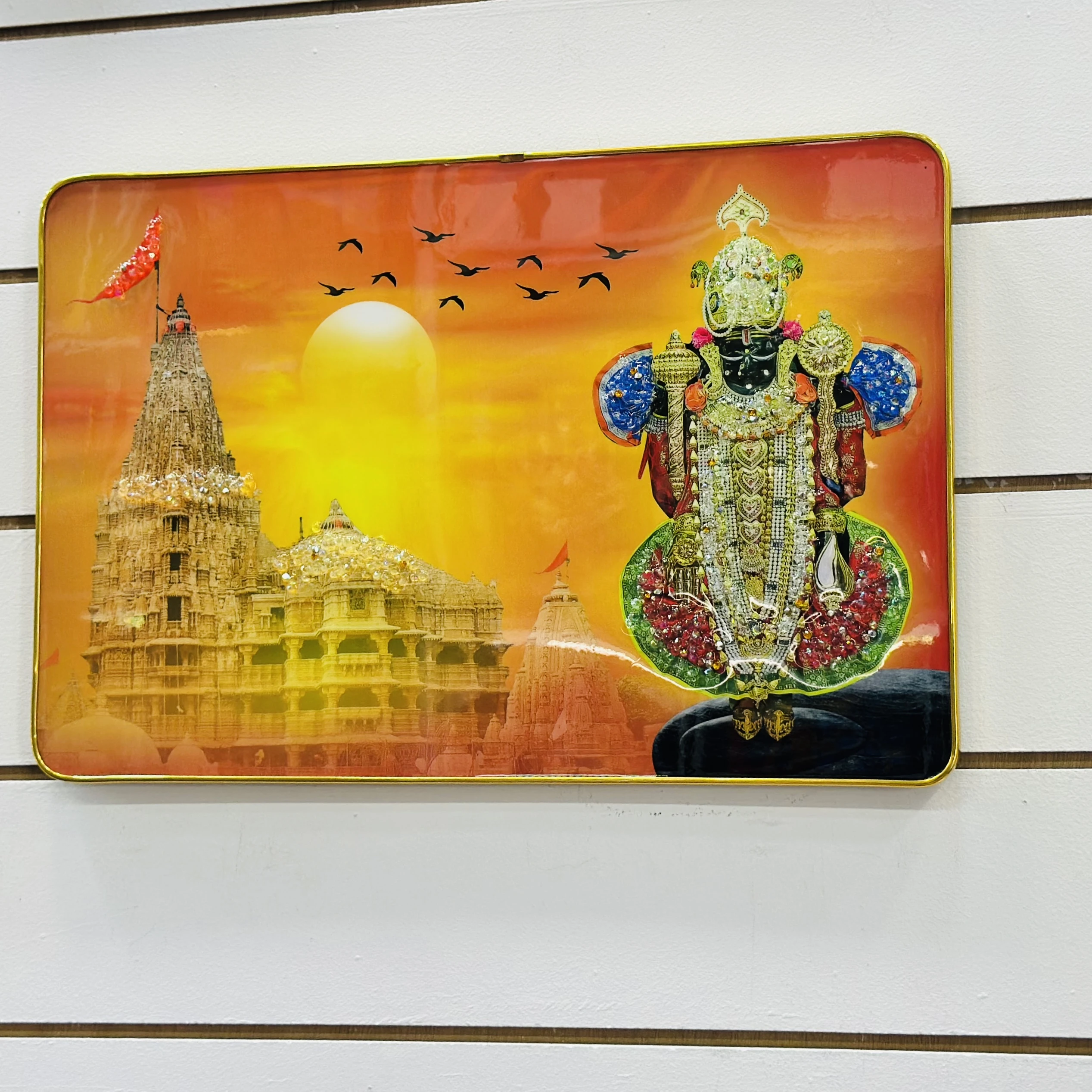 Lord Dwarkadhish and the Dwarkadhish Temple(SKU-R7FXIC)
