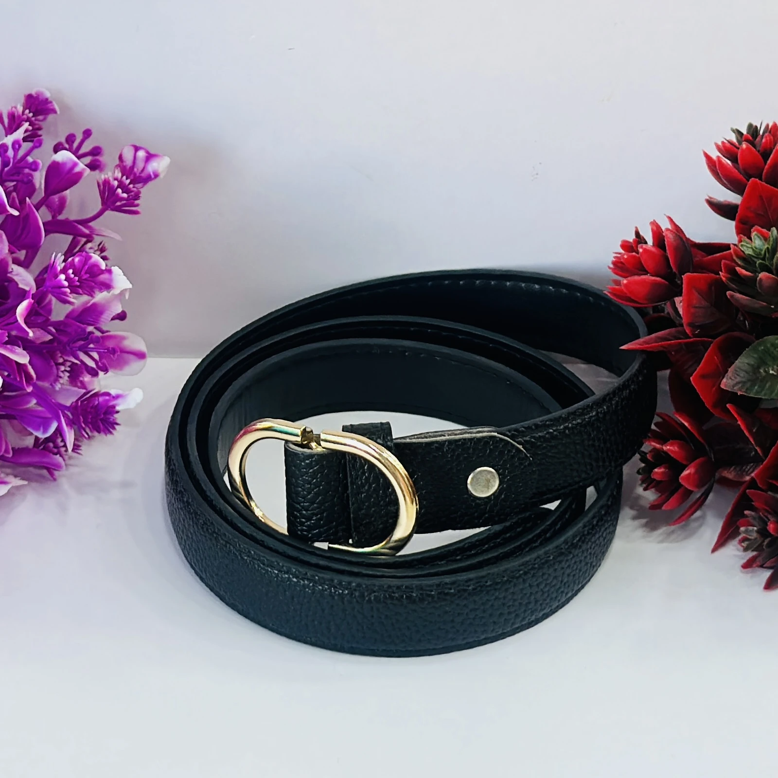 women's black leather belt
