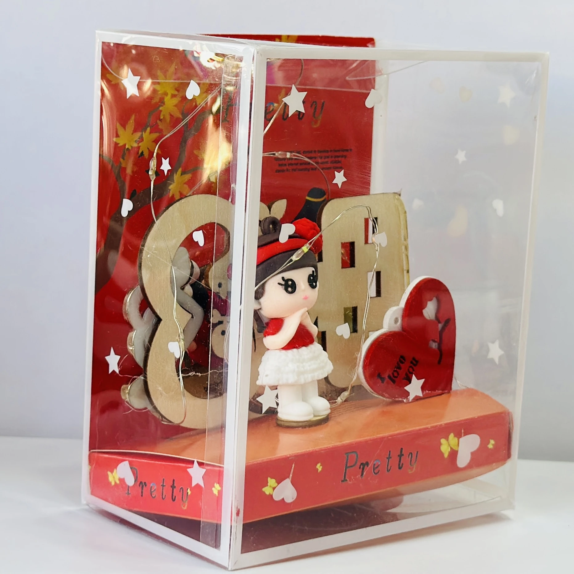 Romantic Couple Love Showpiece