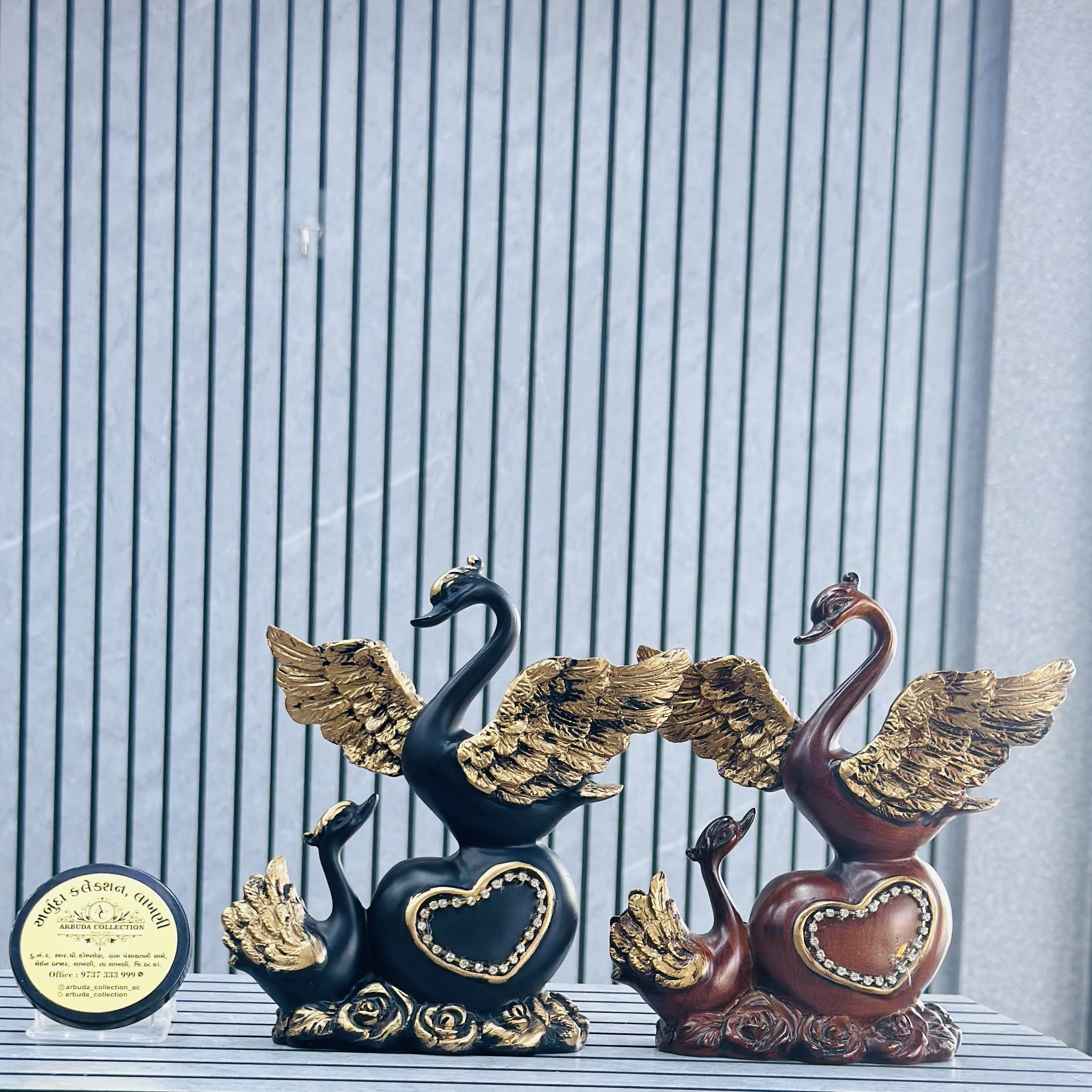 Resin Statue Love Birds on heart