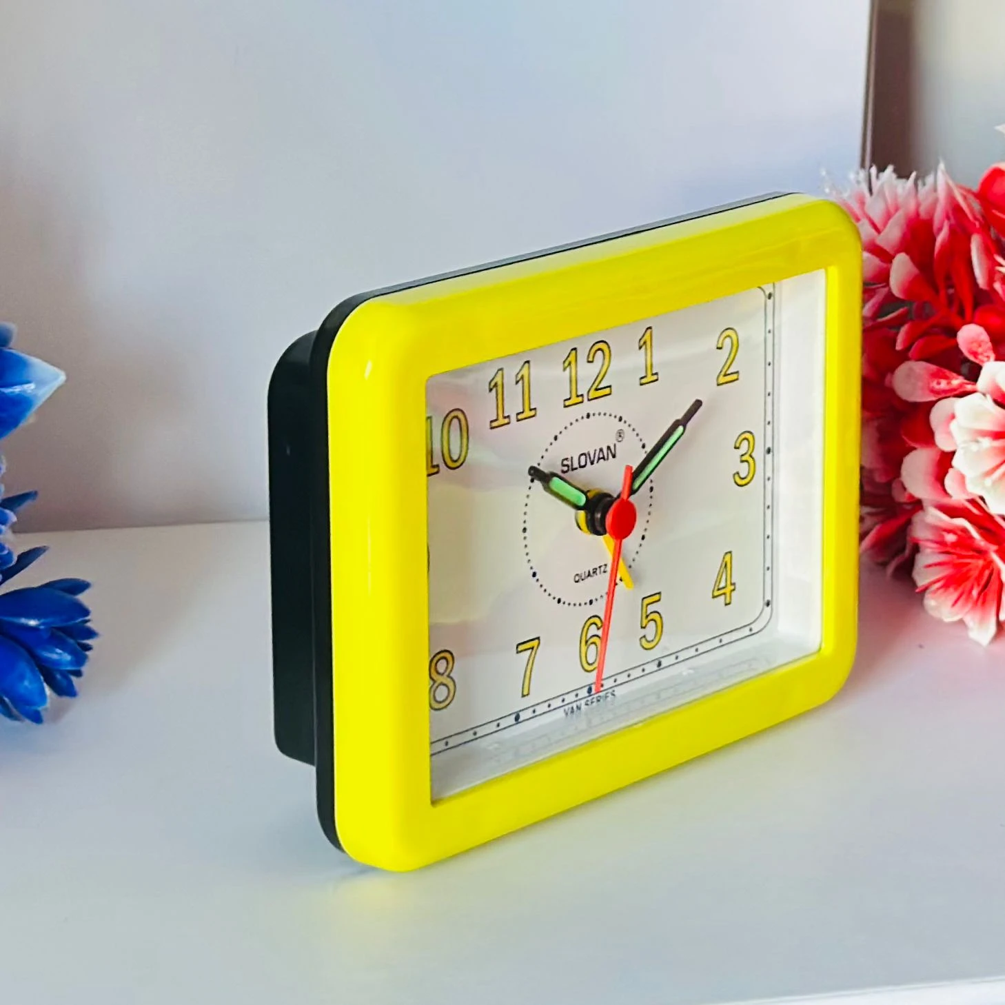 Plastic Beep Table Alarm Clock