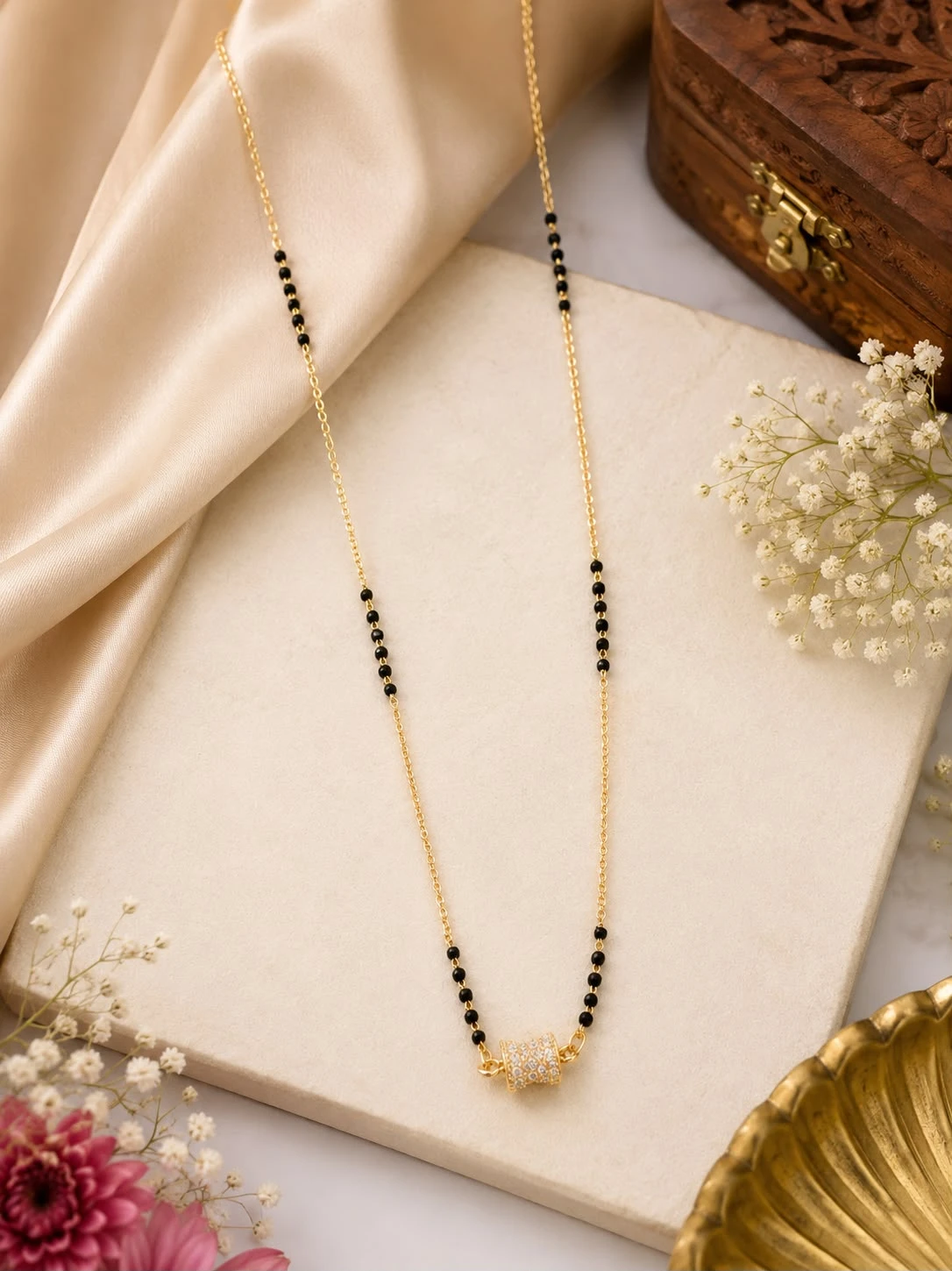 modern Indian Bollywood-style mangalsutra