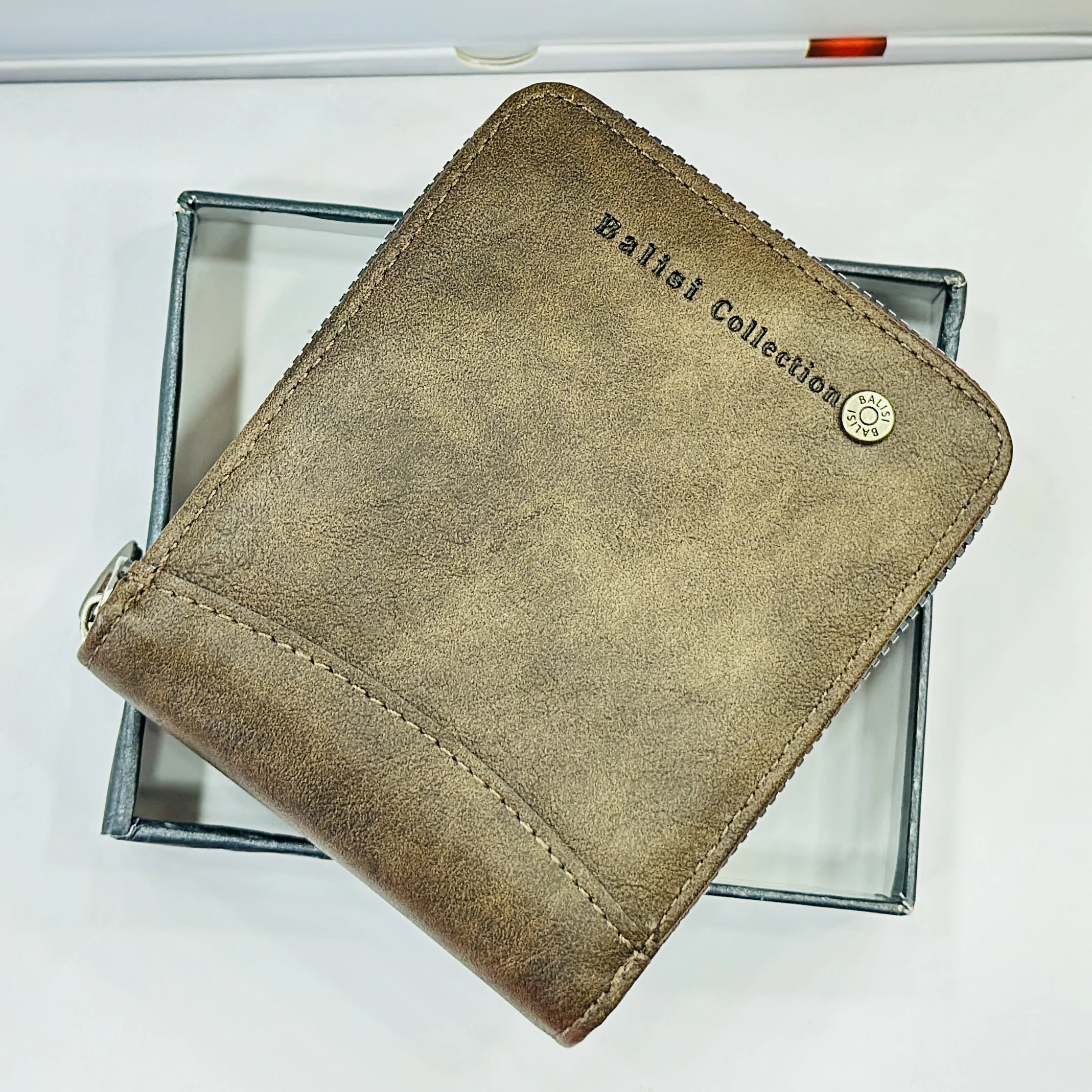 men's brown leather bifold wallet