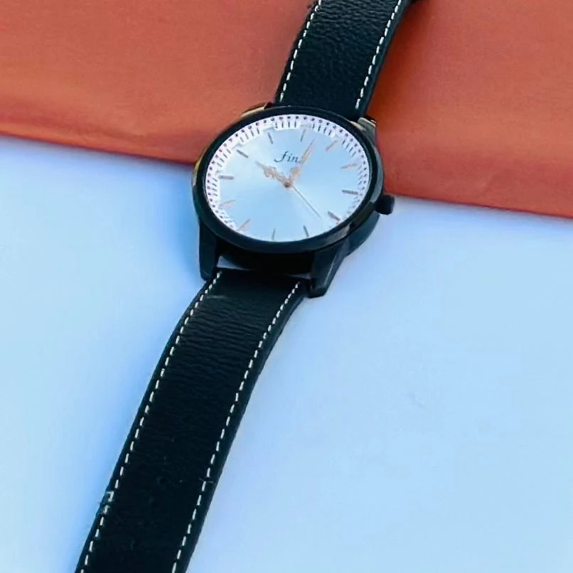 Black analog watch For man’s