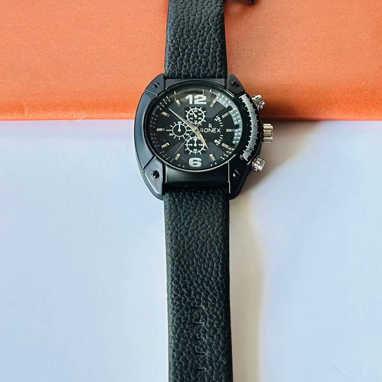 Black analog watch For man’s