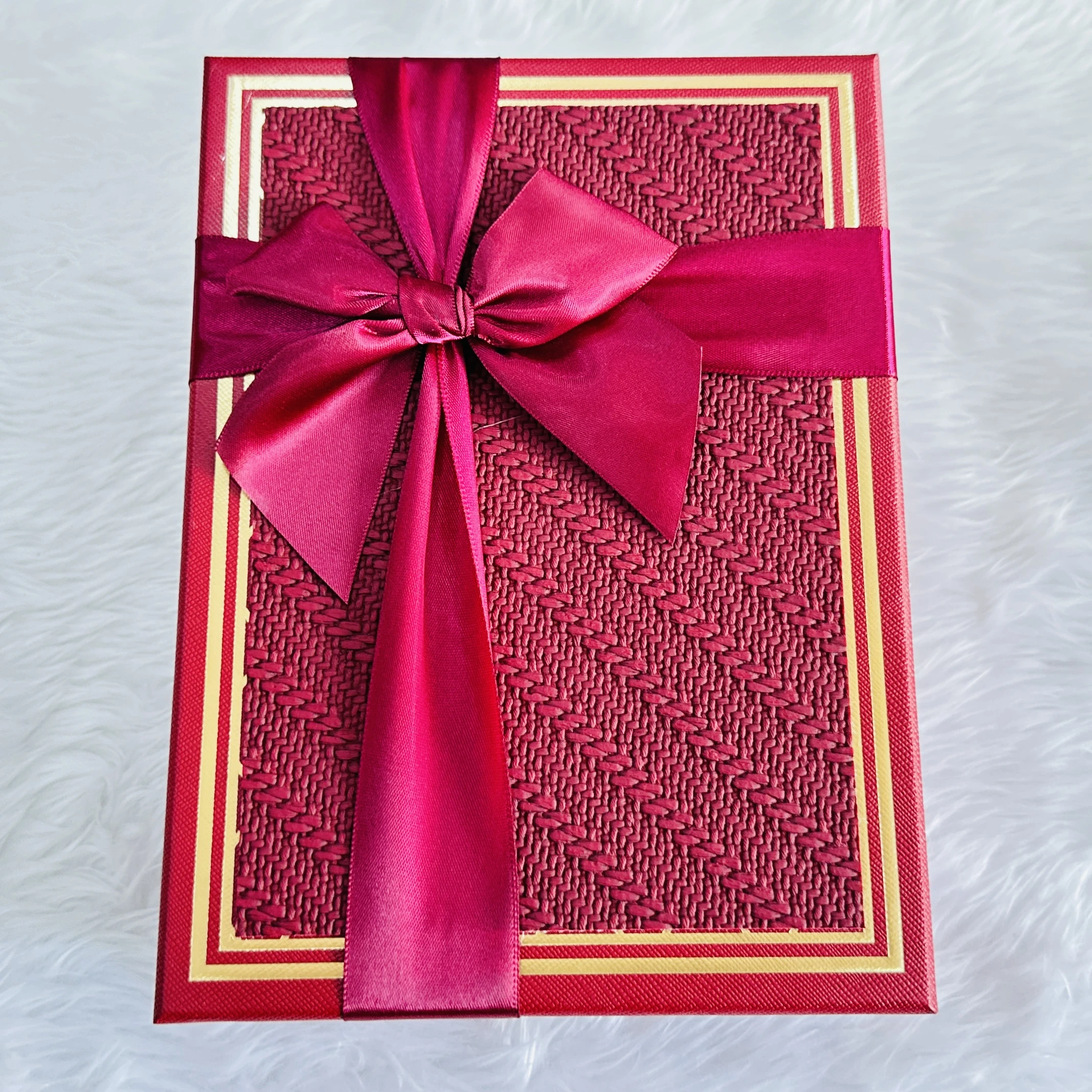 Gift Box (Size 12/9)